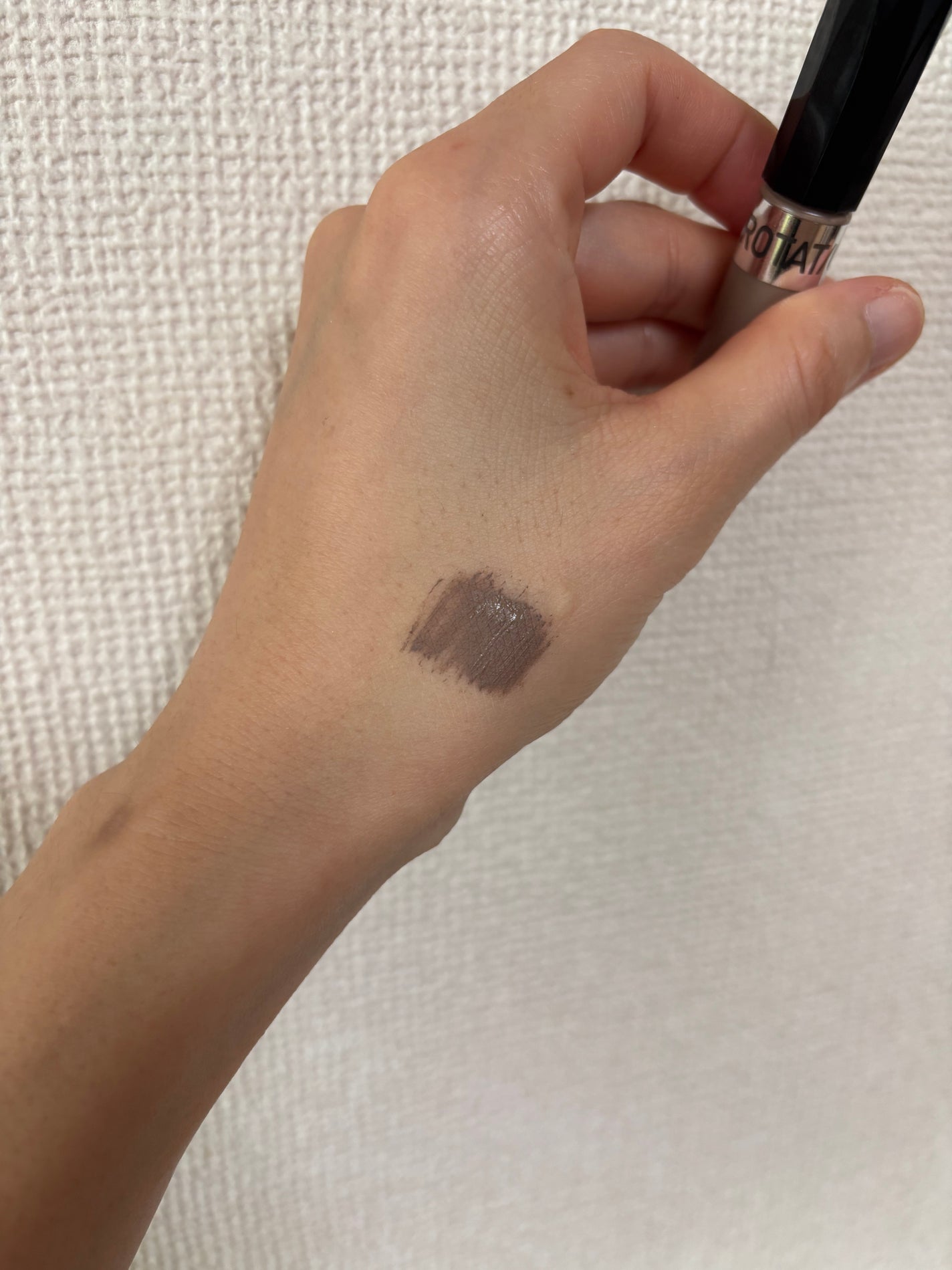 ヘビーローテーション カラーリングアイブロウEX/ヘビーローテーション/眉マスカラを使ったクチコミ(2枚目)