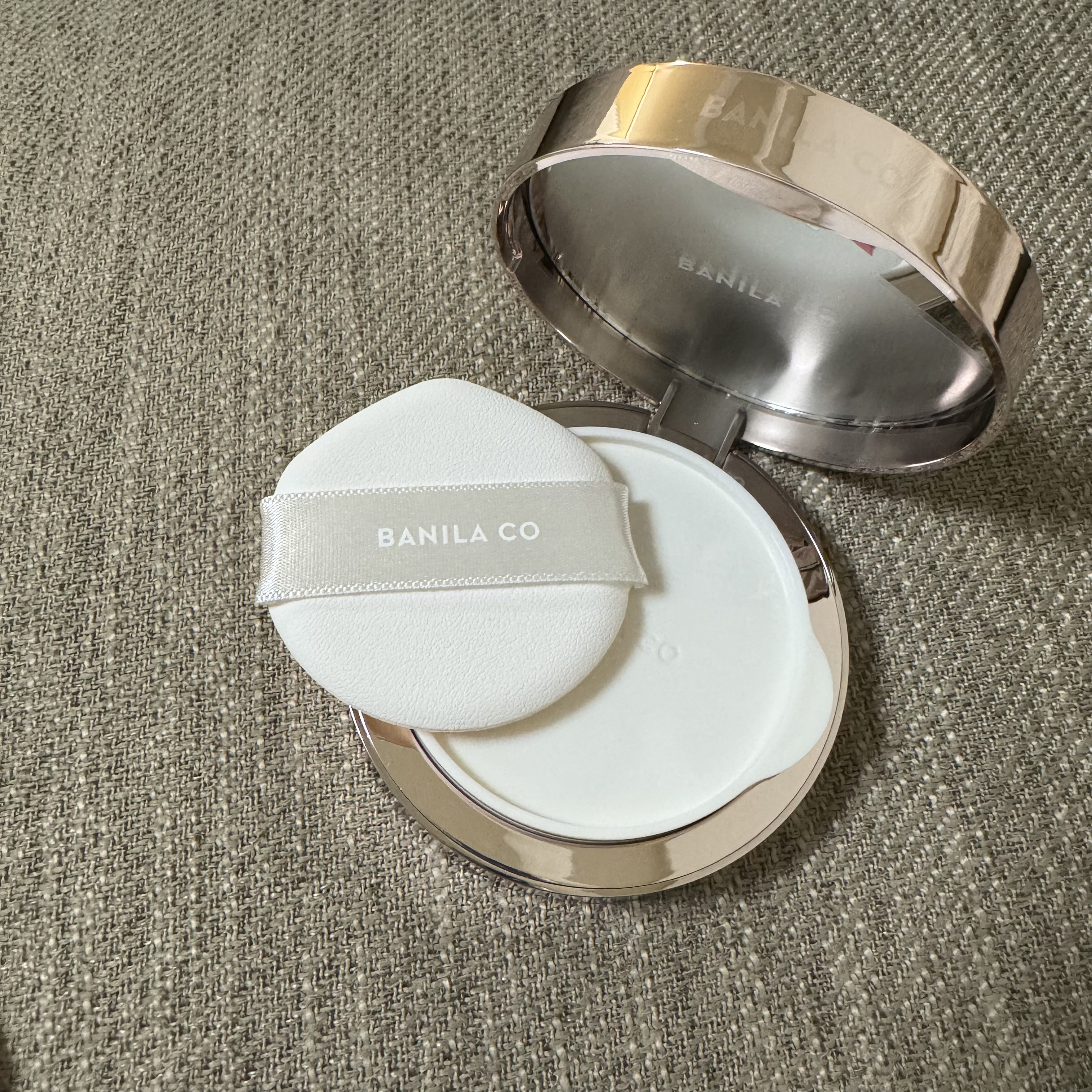 カバーリシャス アルティメット ホワイトクッション モイスチャー/BANILA CO/クッションファンデーションを使ったクチコミ（2枚目）