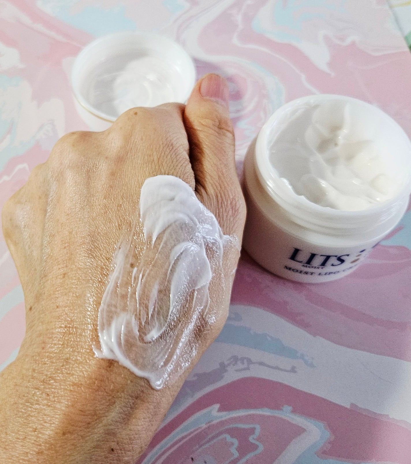 リッツ モイスト リポクリーム/リッツ/フェイスクリームを使ったクチコミ(4枚目)