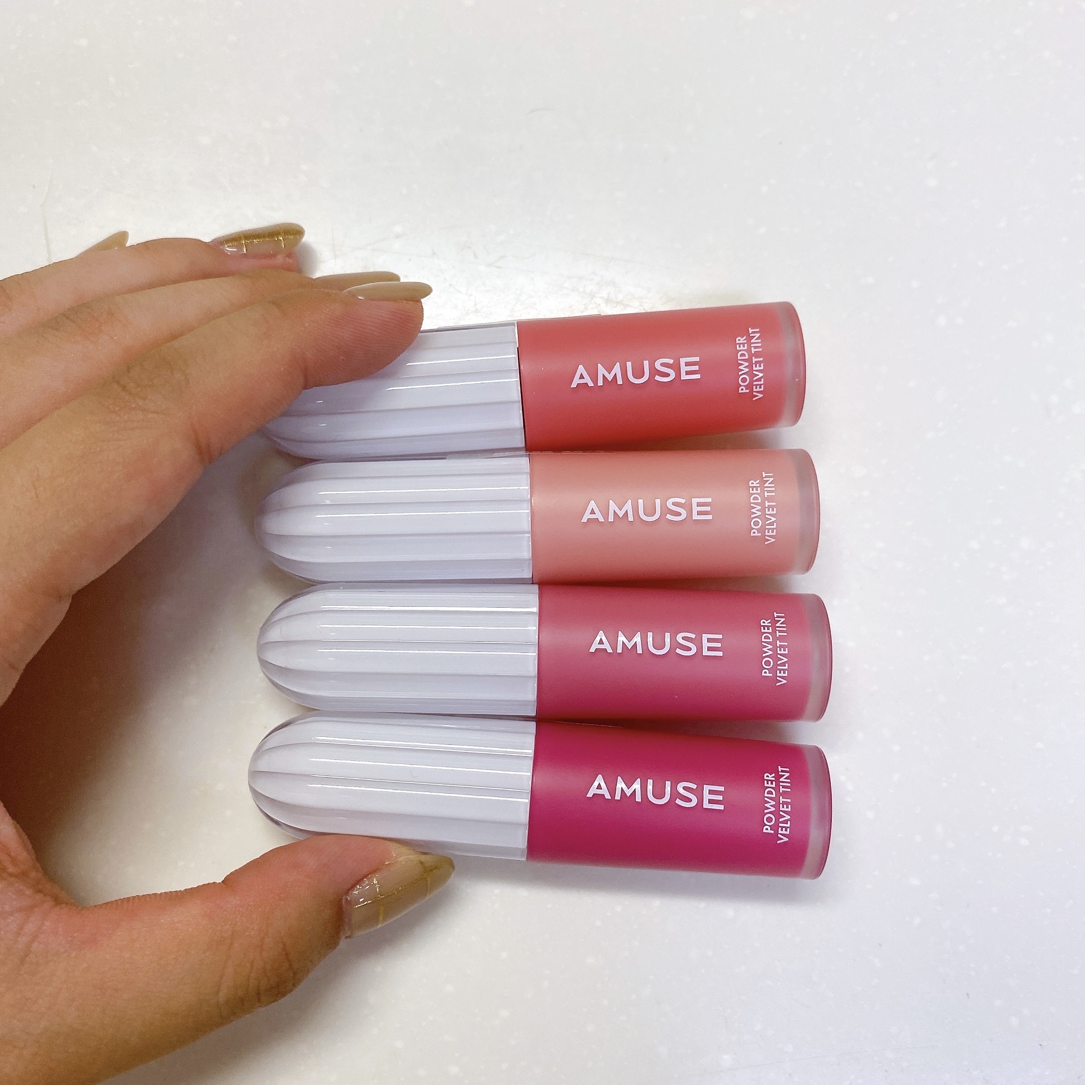 パウダーベルベットティント/AMUSE/リップティントを使ったクチコミ（2枚目）