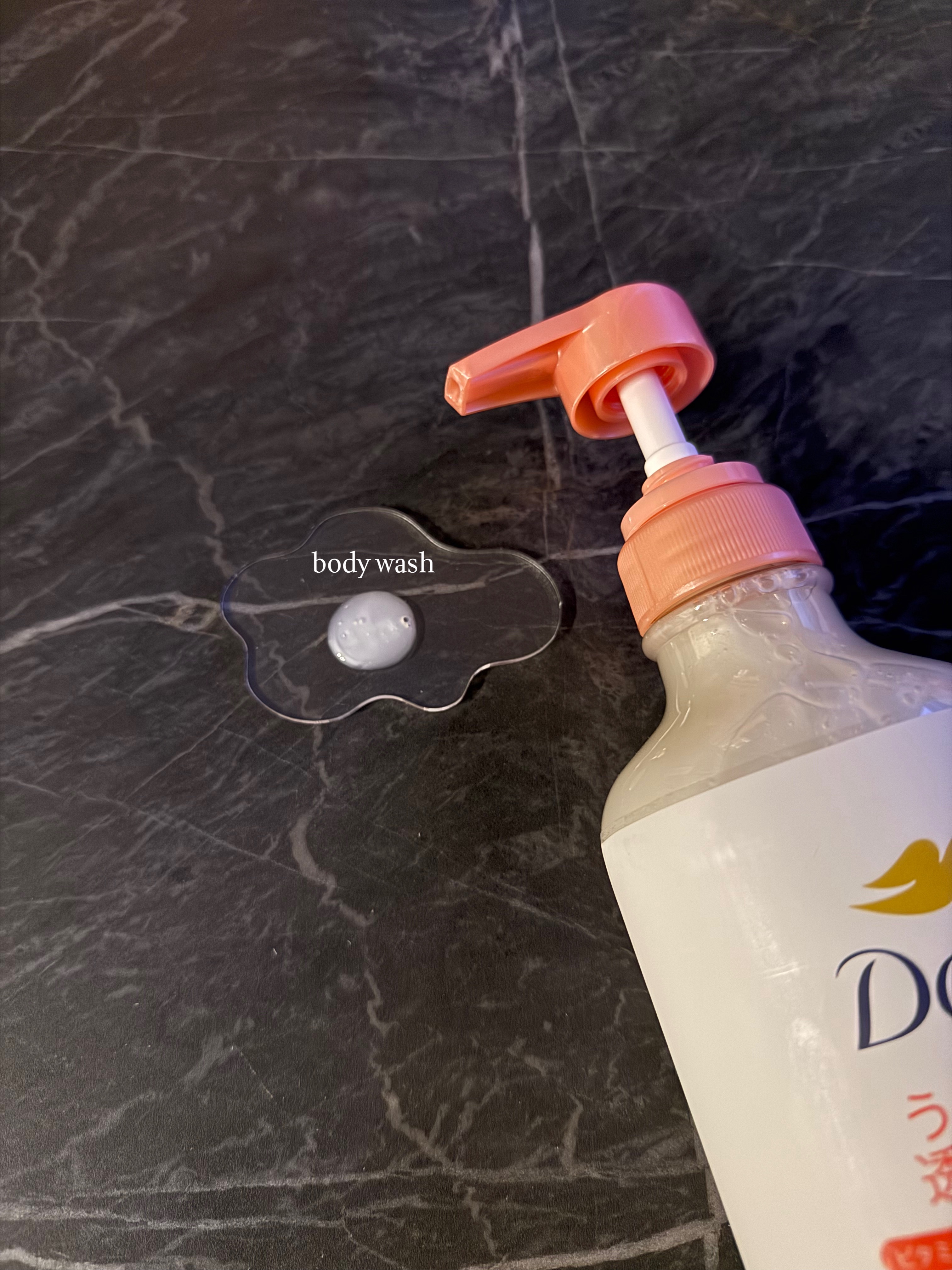 ダヴ ふわとろボディウォッシュ ザクロ＆シアバター/ダヴ/ボディソープを使ったクチコミ（2枚目）