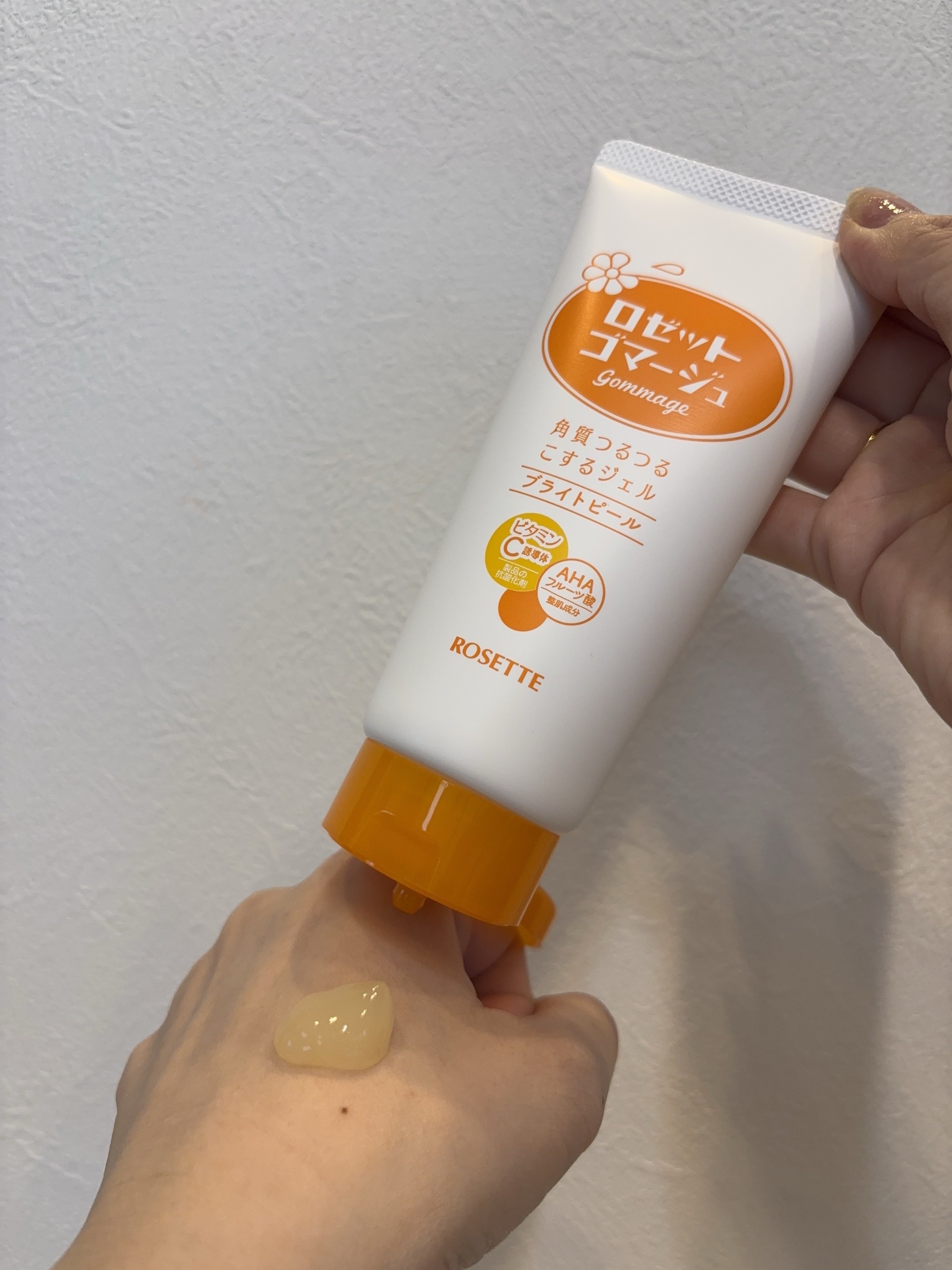 ロゼットゴマージュ ブライトピール ［洗浄料］/ロゼット/スクラブ・ゴマージュを使ったクチコミ（2枚目）