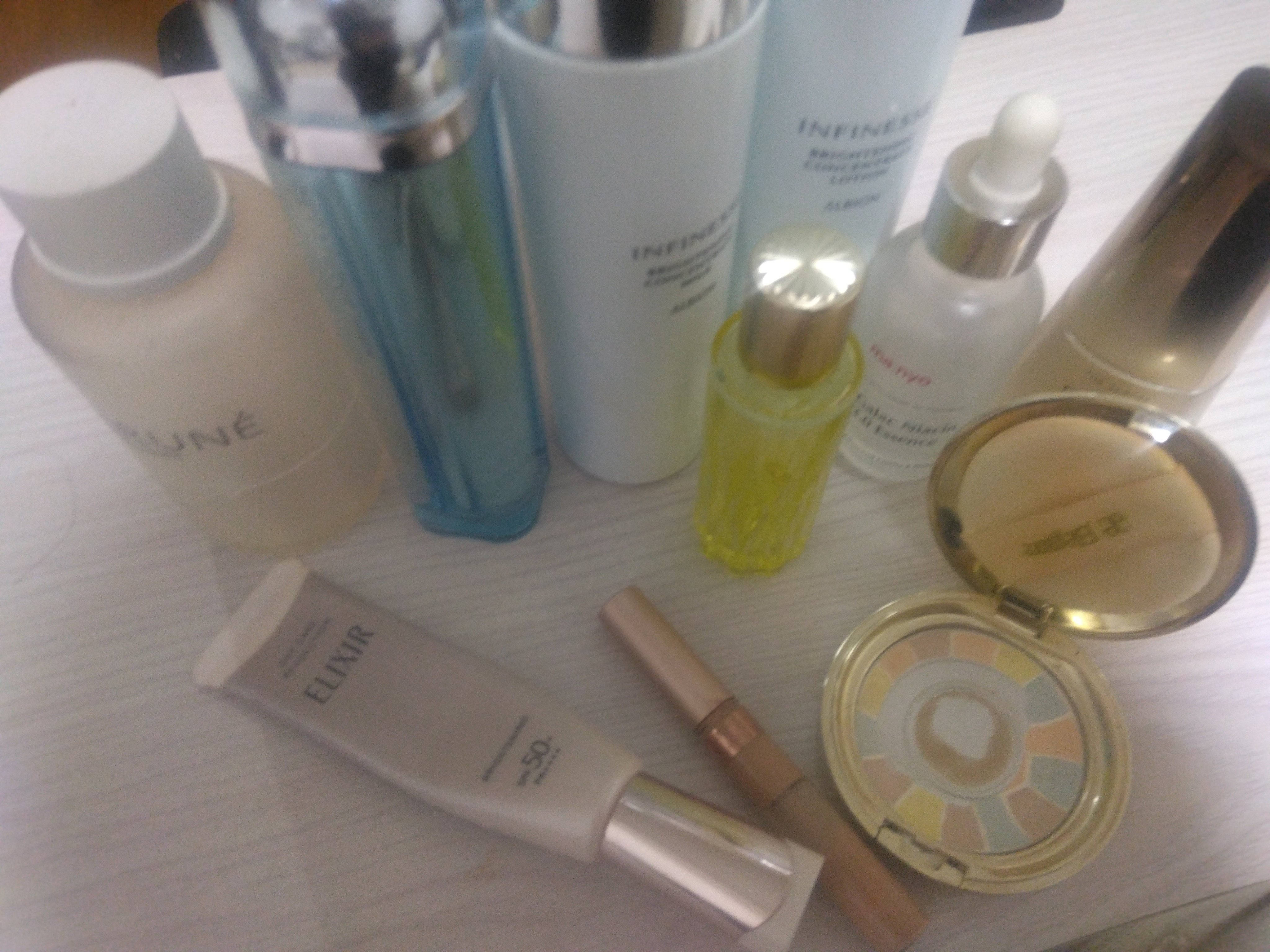 ラ プードル オートニュアンス/Elégance/プレストパウダーを使ったクチコミ（1枚目）