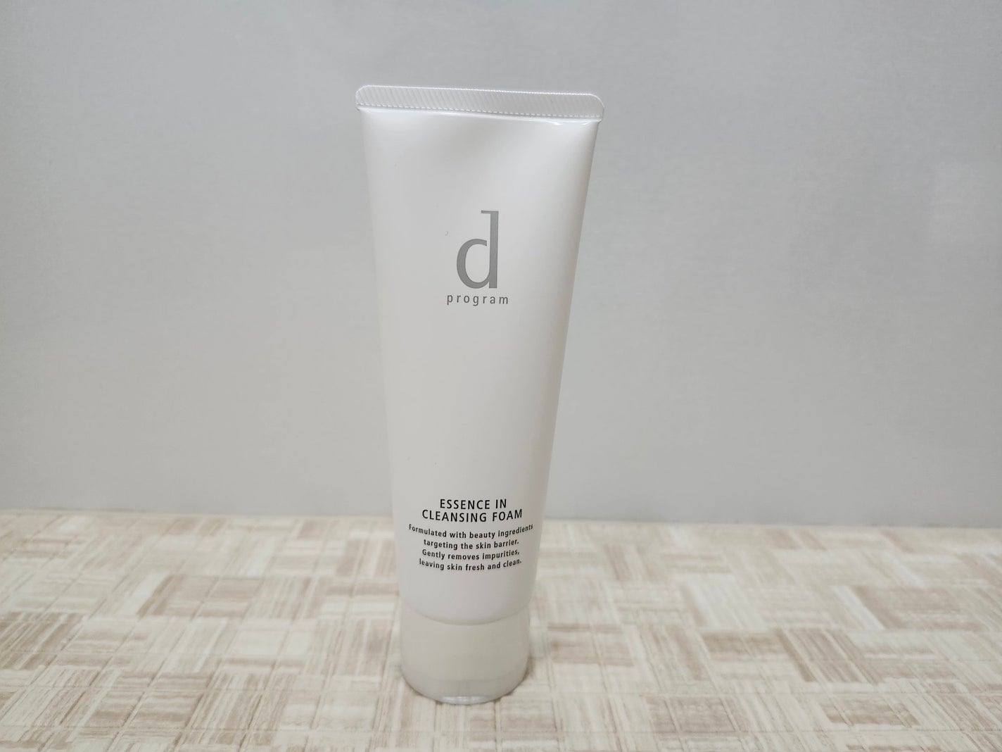 エッセンスイン クレンジングフォーム/d プログラム/洗顔フォームを使ったクチコミ(1枚目)