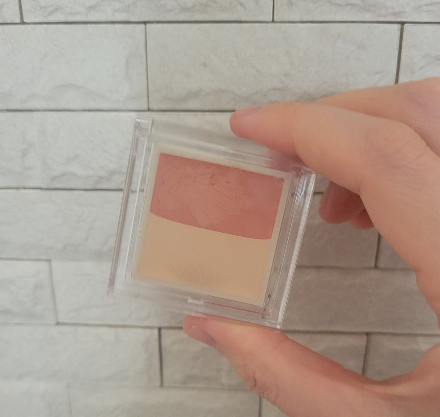 カラーデュオ トリック コンシーラー/Visée/パレットコンシーラーを使ったクチコミ(1枚目)