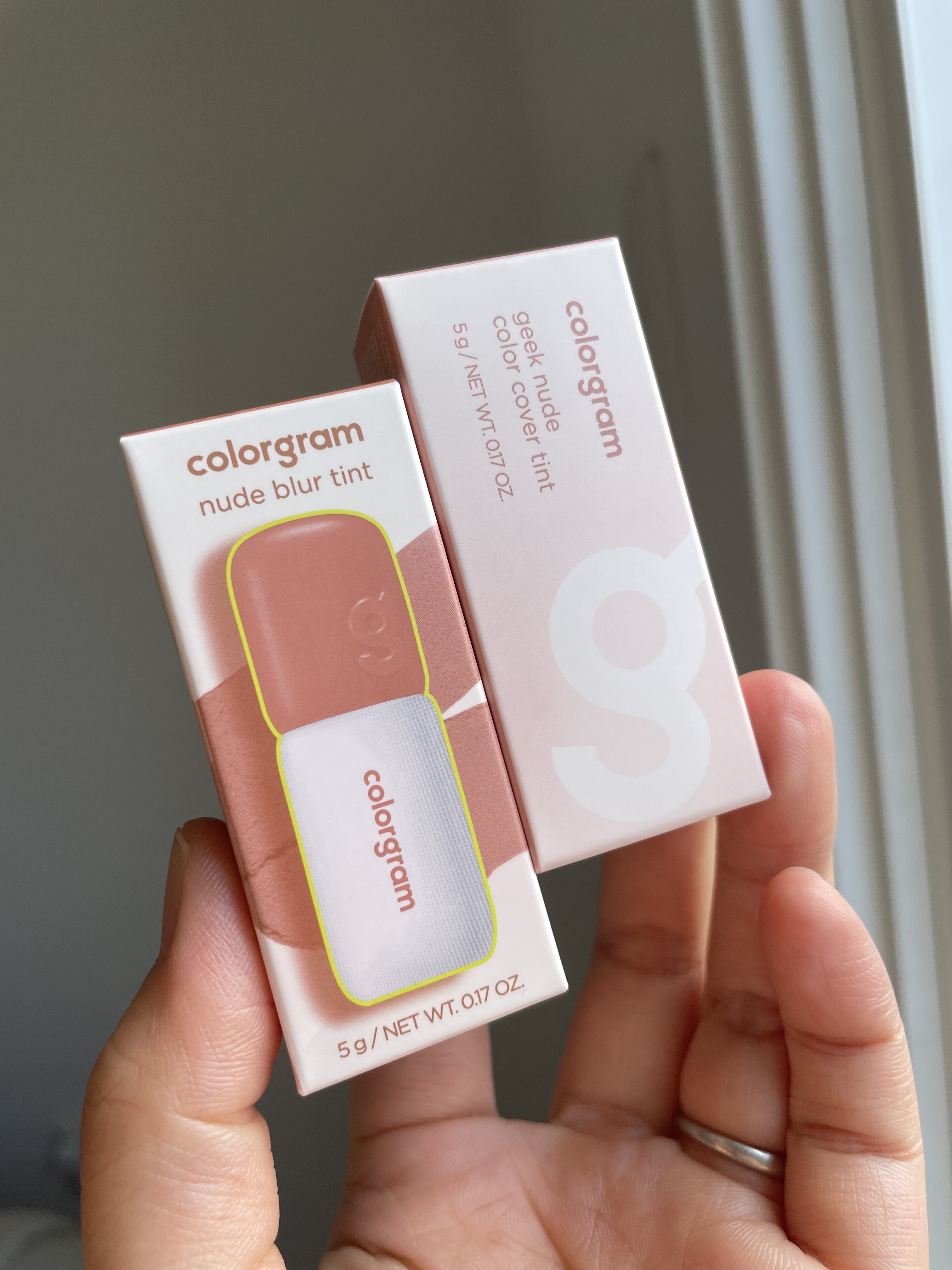 カラーグラム ヌーディーブラーティント 08 ヒップチョコレート/Colorgram/リップティントを使ったクチコミ（3枚目）