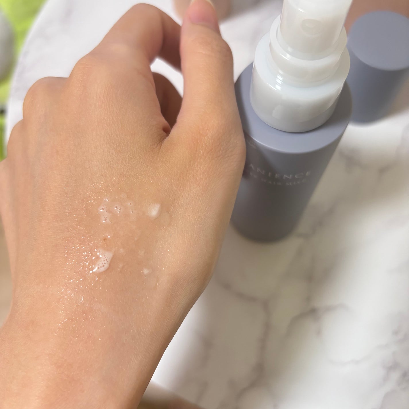 ボタニエンス リペアヘアミルク/サンコール/ヘアミルクを使ったクチコミ(2枚目)