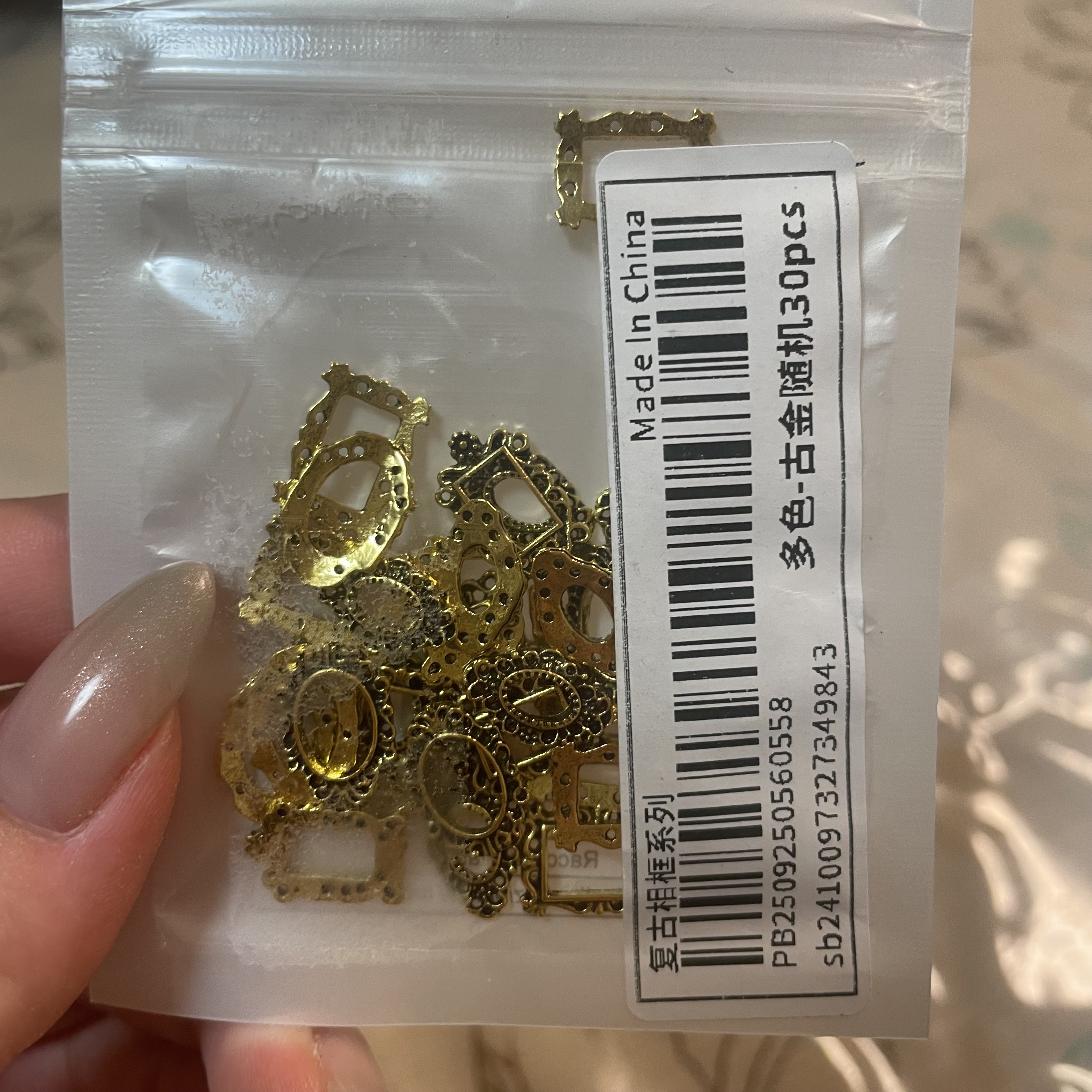 #ネイル,#ジェルネイル,#キラキラネイル,#簡単ネイル,#夏ネイル,#秋ネイル,#冬ネイル,#大人ネイル,#大人ネイル,#韓国ネイル,#フットネイル,#キャラネイル,#キャラクターネイルのネイルデザイン