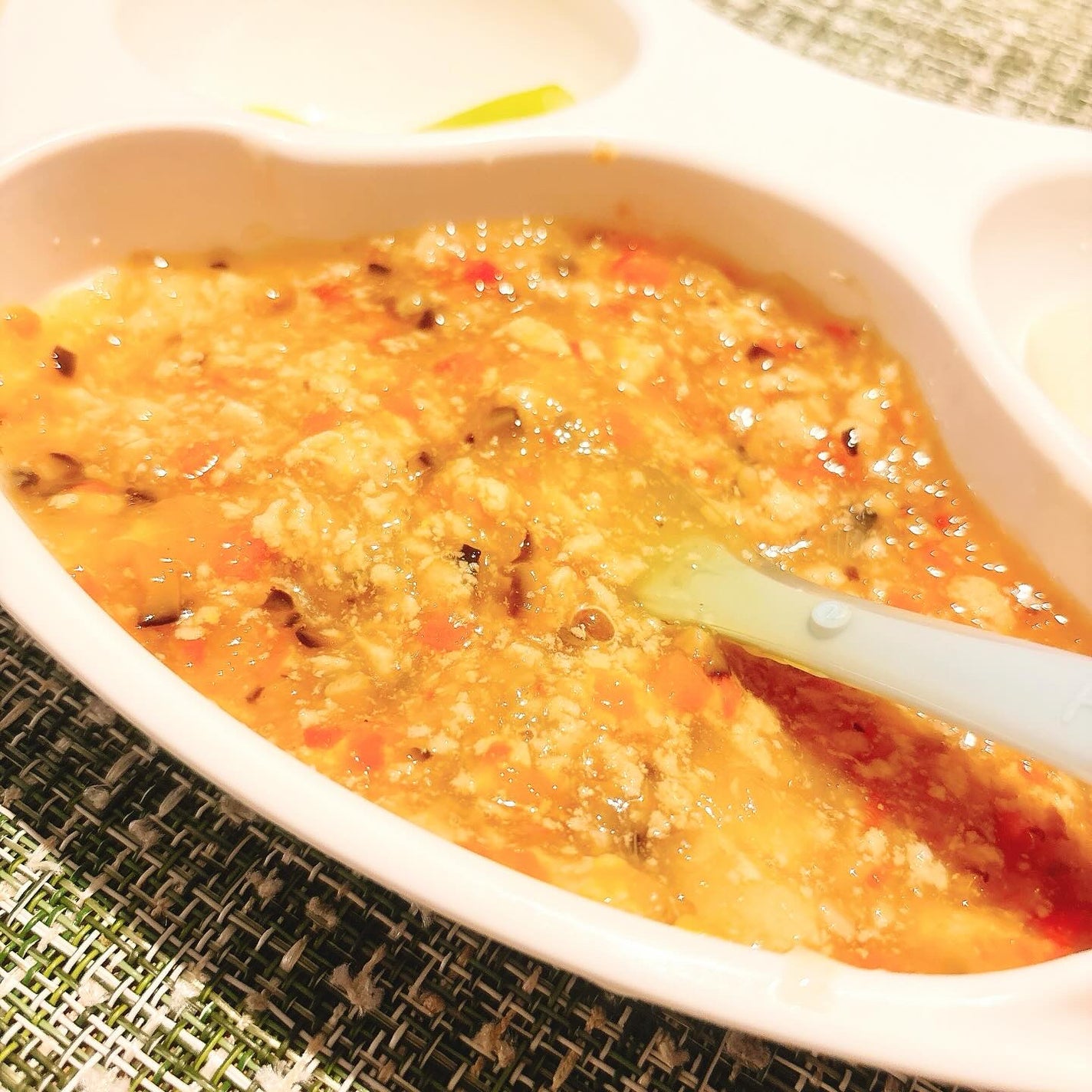 ナナ on LIPS 「優日の離乳食、𝟥回食を𝟣𝟢ヶ月の日に合わせてスタートしました🫶..」(3枚目)