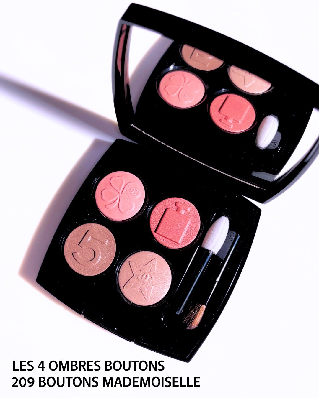 レ キャトル オンブル ブトン/CHANEL/アイシャドウパレットを使ったクチコミ(2枚目)