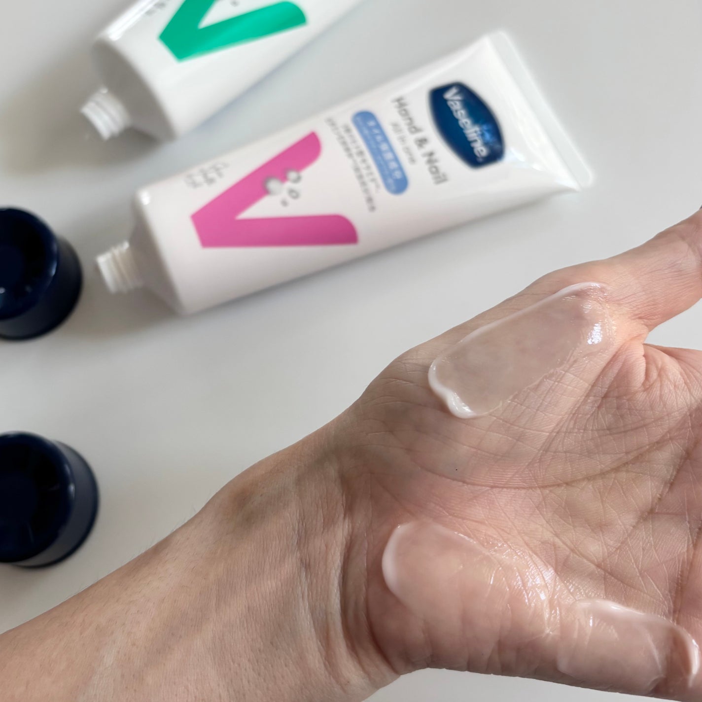 薬用ハンド&フィンガー/ヴァセリン/ハンドクリームを使ったクチコミ(6枚目)