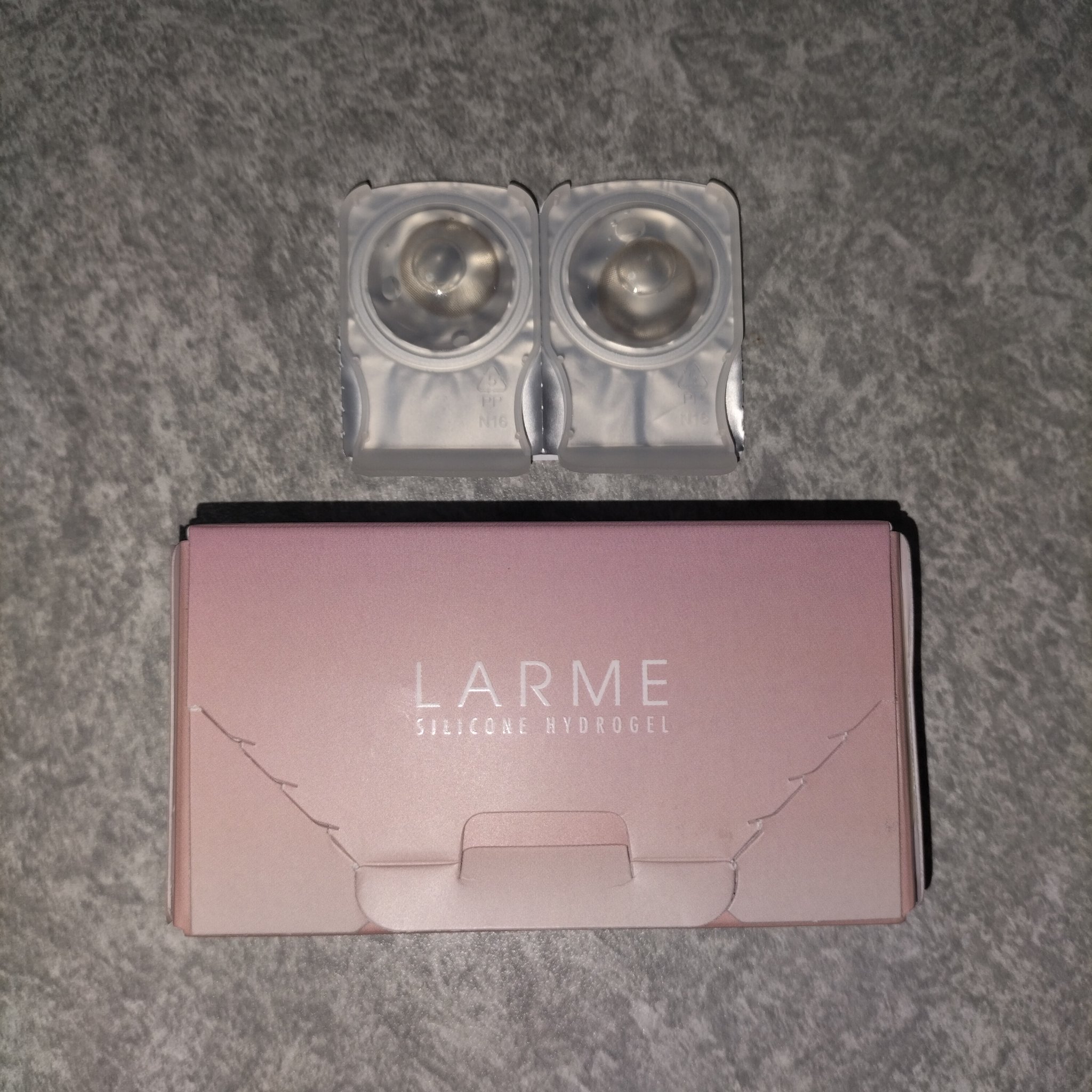 シリコーンハイドロゲルUV 2week/LARME/カラーコンタクトレンズを使ったクチコミ（2枚目）