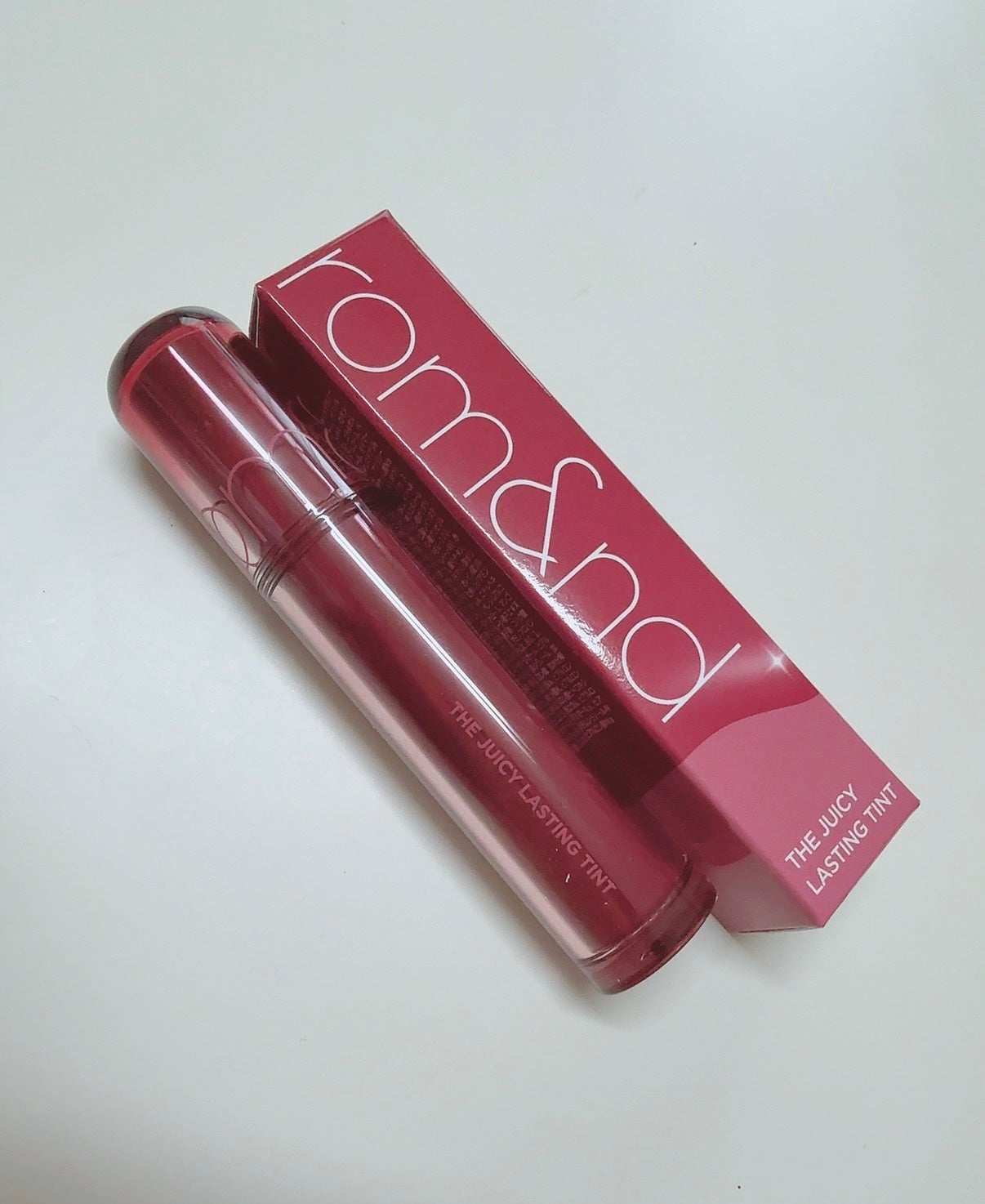 ザ ジューシーラスティングティント/rom&nd/リップティントを使ったクチコミ(2枚目)