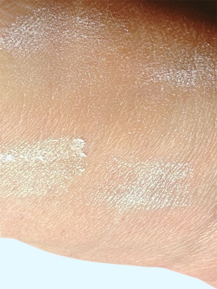 パールグロウハイライト SP3/CEZANNE/ハイライトを使ったクチコミ(4枚目)