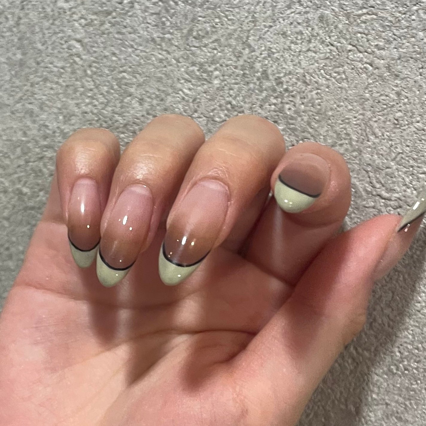 𐔌՞ . .՞ 𐦯 on LIPS 「いいね、保存嬉しいです🎶#ネイル#ジェルネイル#垢抜け#ネイル..」(1枚目)