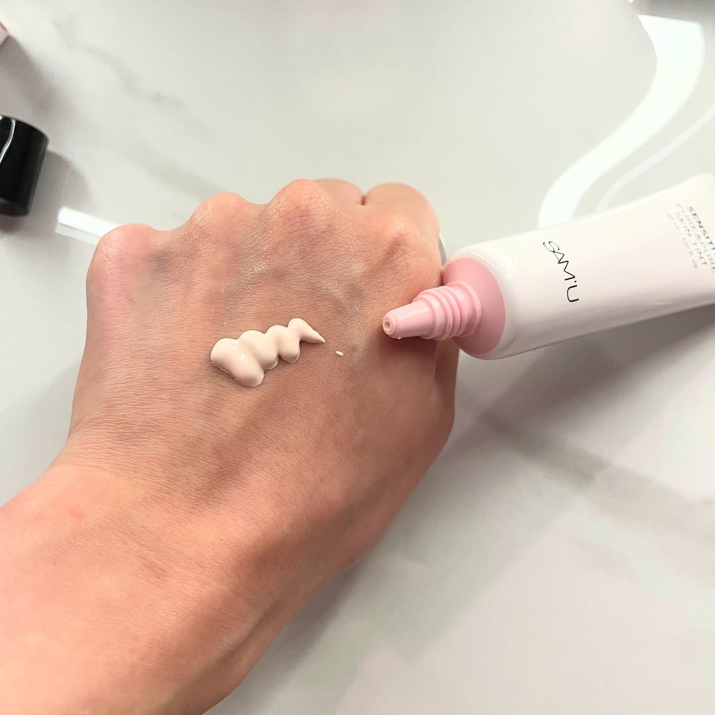 センシティブピュア&ピュアスキンティント/SAM'U/化粧下地を使ったクチコミ(2枚目)