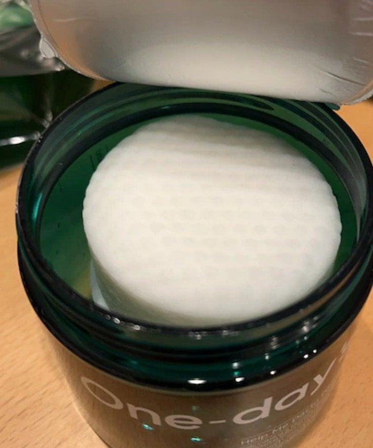 Kaoru on LIPS 「ひたひたのトナーパットはエンボス加工が施されていて程よく厚みも..」(2枚目)