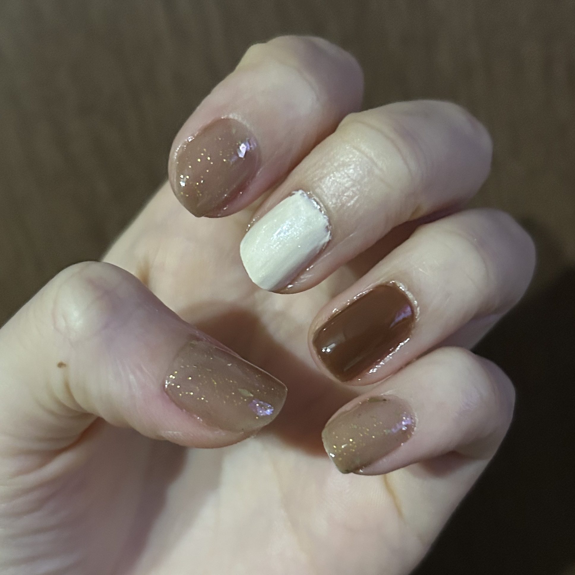 ミニネイル BR05 サンフラワードロップ/パラドゥ/マニキュアを使ったクチコミ（1枚目）