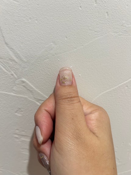 ちよこ on LIPS 「サロンのネイルをオフしてセルフジェルネイル。ほぼシールですが、..」(4枚目)