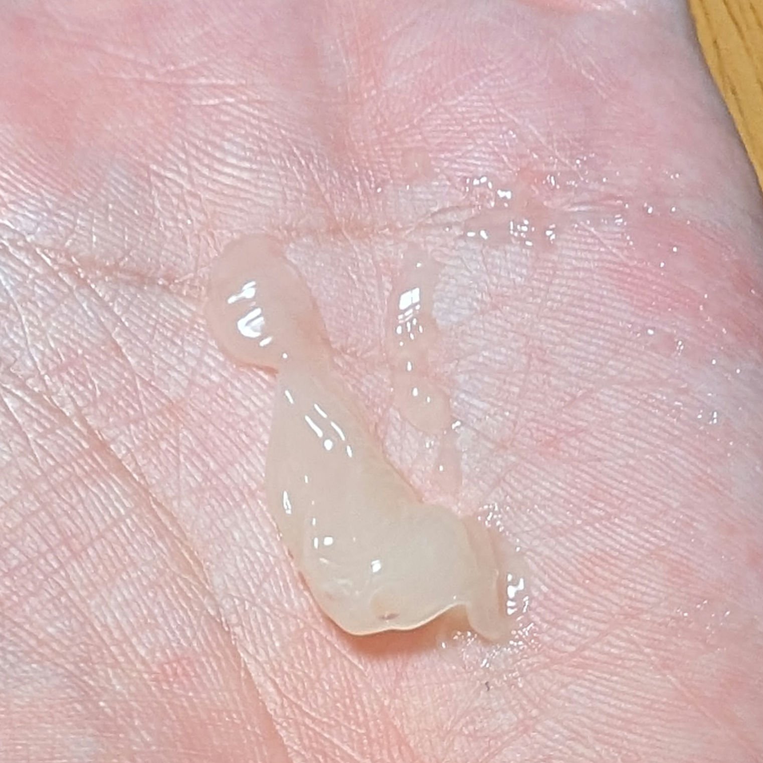 薬用ホワイトニングリペアクリームEX/トランシーノ/フェイスクリームを使ったクチコミ（2枚目）