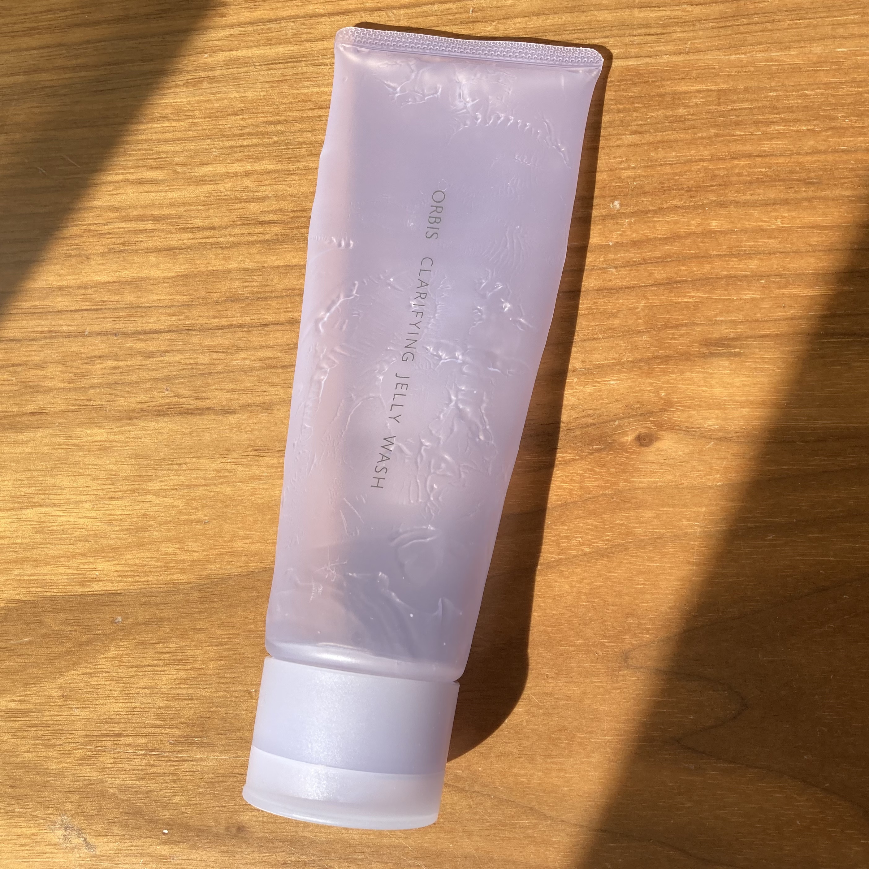 オルビス❤️クラリファイング 
ジュレウォッシュ

商品自体はいいのですが、
朝からジェル洗顔はめんどくさい。
拭き取り化粧水になれてしまったため。

#冬本番に向けた肌仕込み 