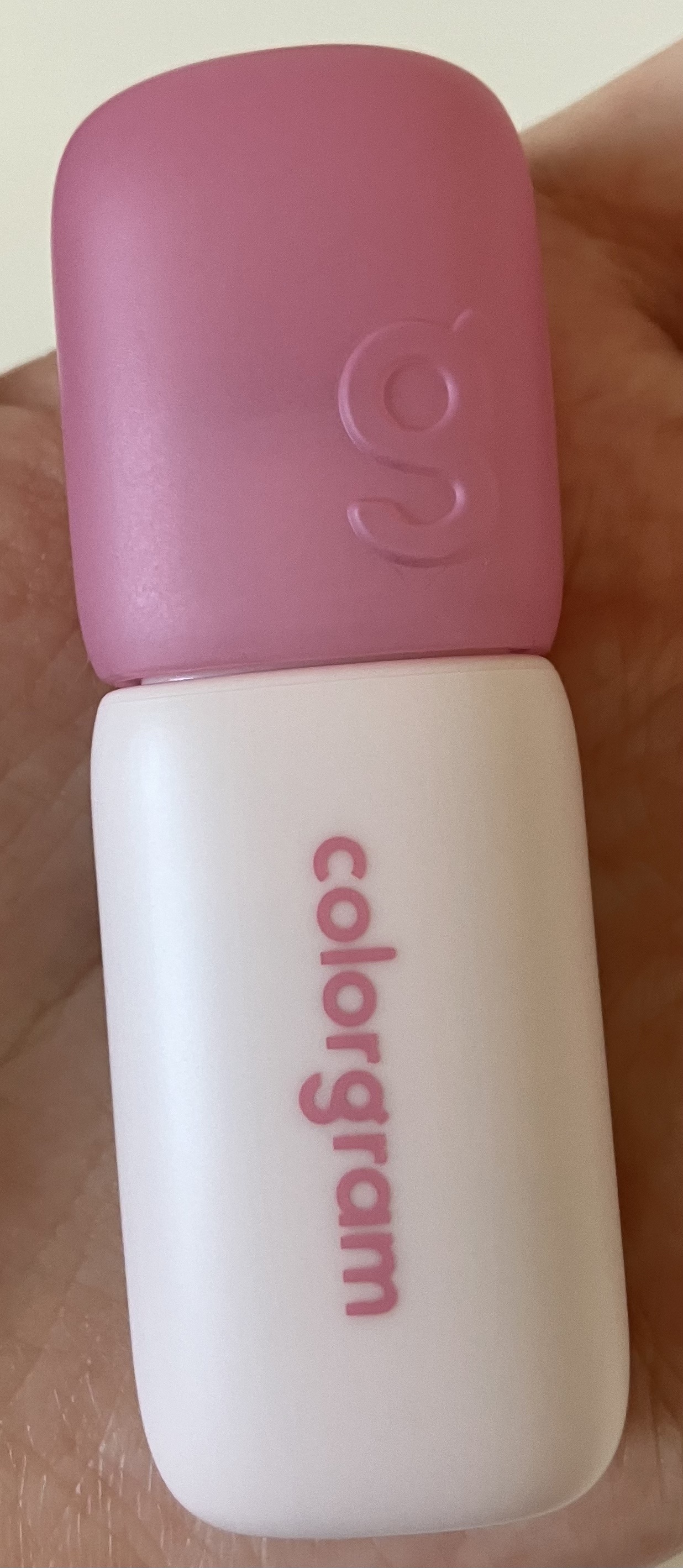 カラーグラム ヌーディーブラーティント/Colorgram/リップティントを使ったクチコミ（1枚目）