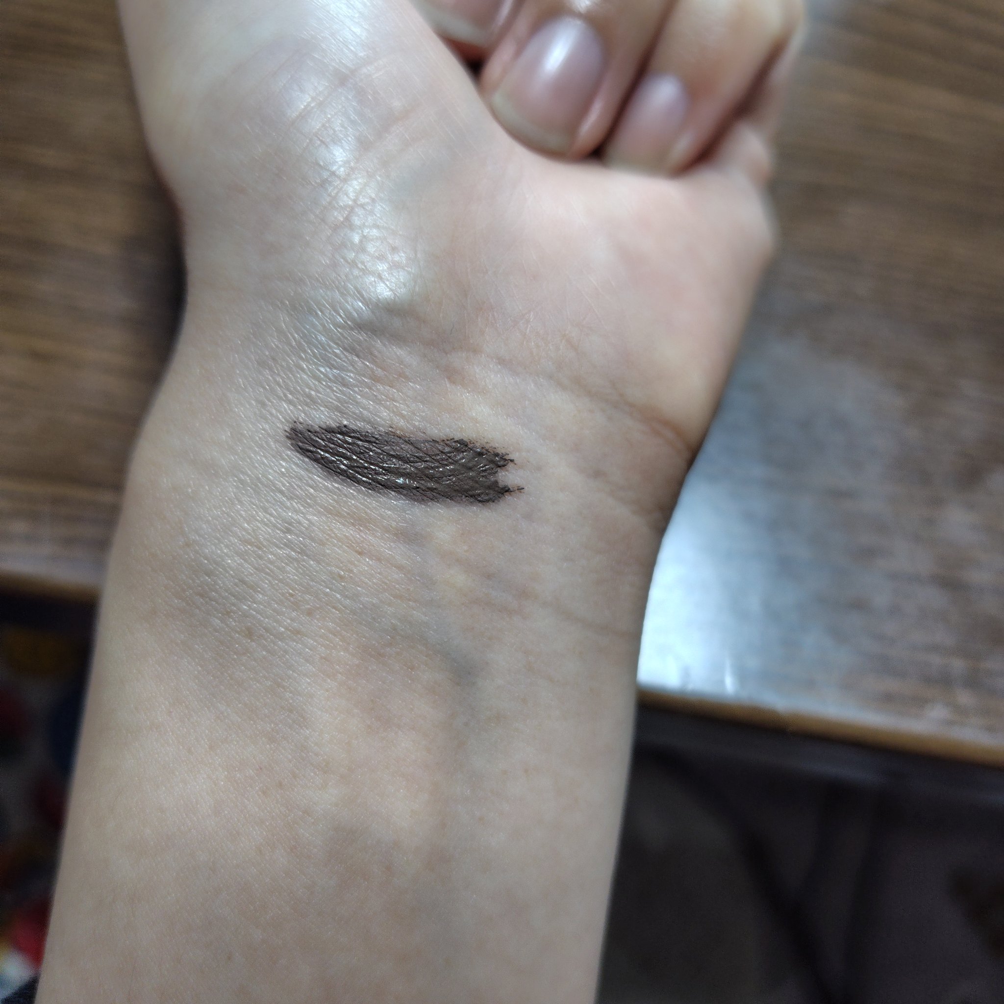 ヘビーローテーション カラーリングアイブロウEX 08 アッシュグレー（星のカービィ）/ヘビーローテーション/眉マスカラを使ったクチコミ（3枚目）