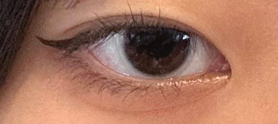 きな on LIPS 「【アイライン変ですか?】いい感じだと思ったらハート🩷かコメント..」(2枚目)