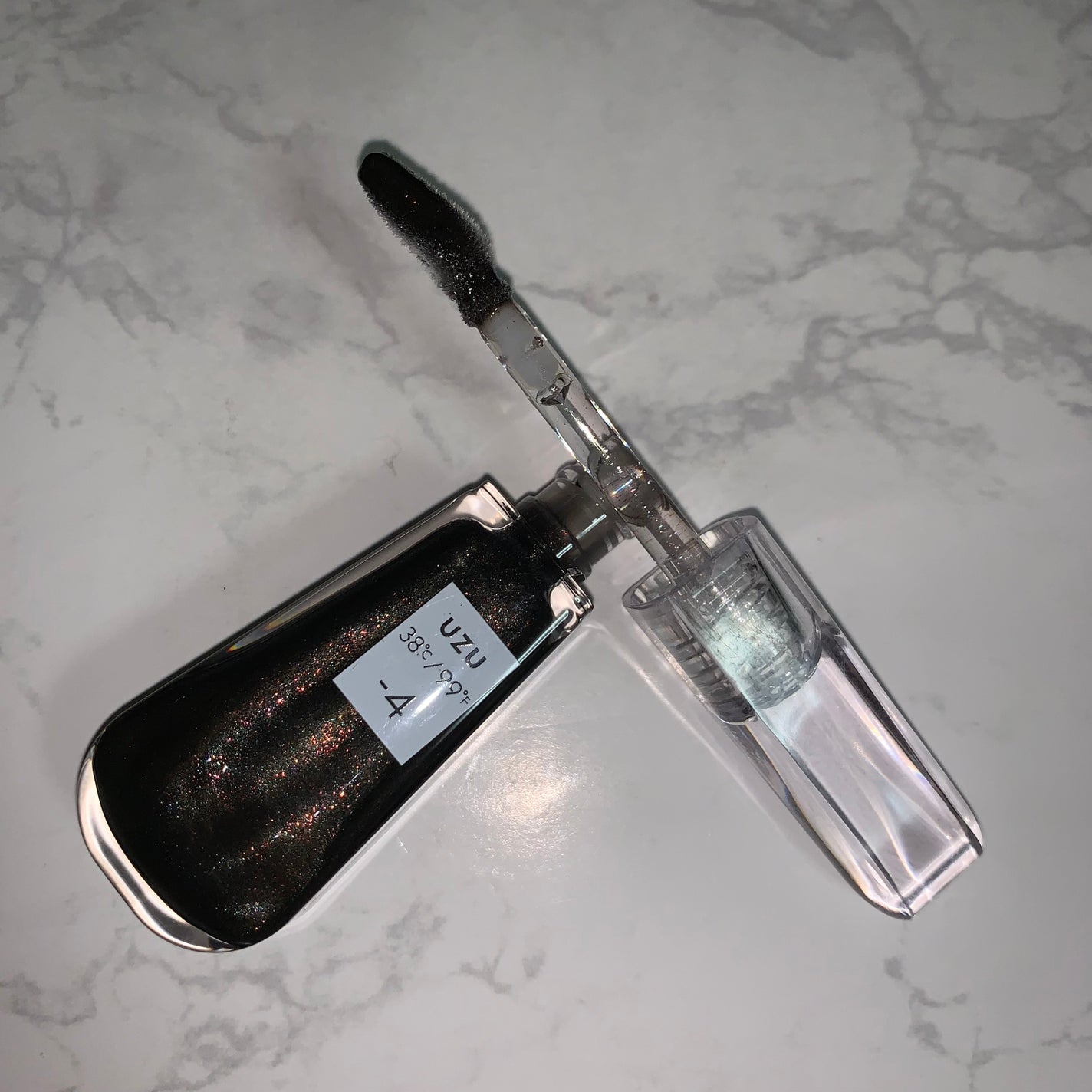 38°C / 99°F リップトリートメント (リップ美容液)/UZU BY FLOWFUSHI/リップケアを使ったクチコミ(1枚目)