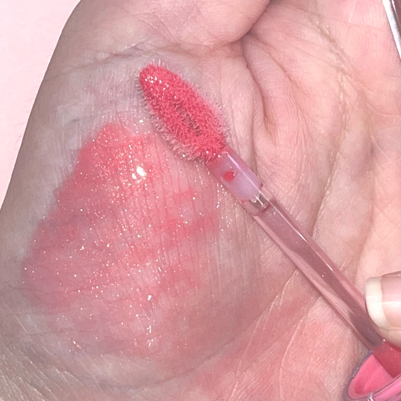 ジェンティー　モチュルンリップグロス/GENTY/リップグロスを使ったクチコミ（3枚目）