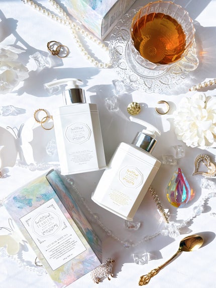 パフュームボディローション リリィムスクホワイトティー/TEABLESS/ボディローションを使ったクチコミ(2枚目)