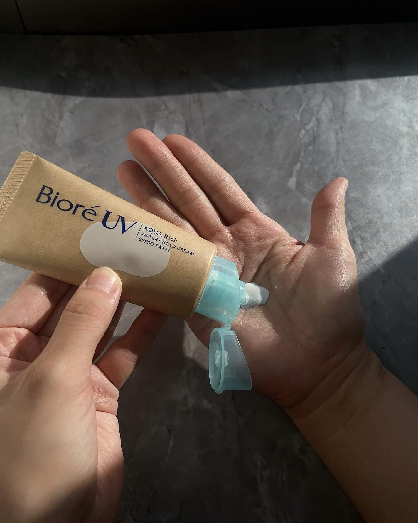 ビオレUV アクアリッチ ウォータリーホールドクリーム(水肌記憶UV)/ビオレ/日焼け止めクリームを使ったクチコミ(3枚目)