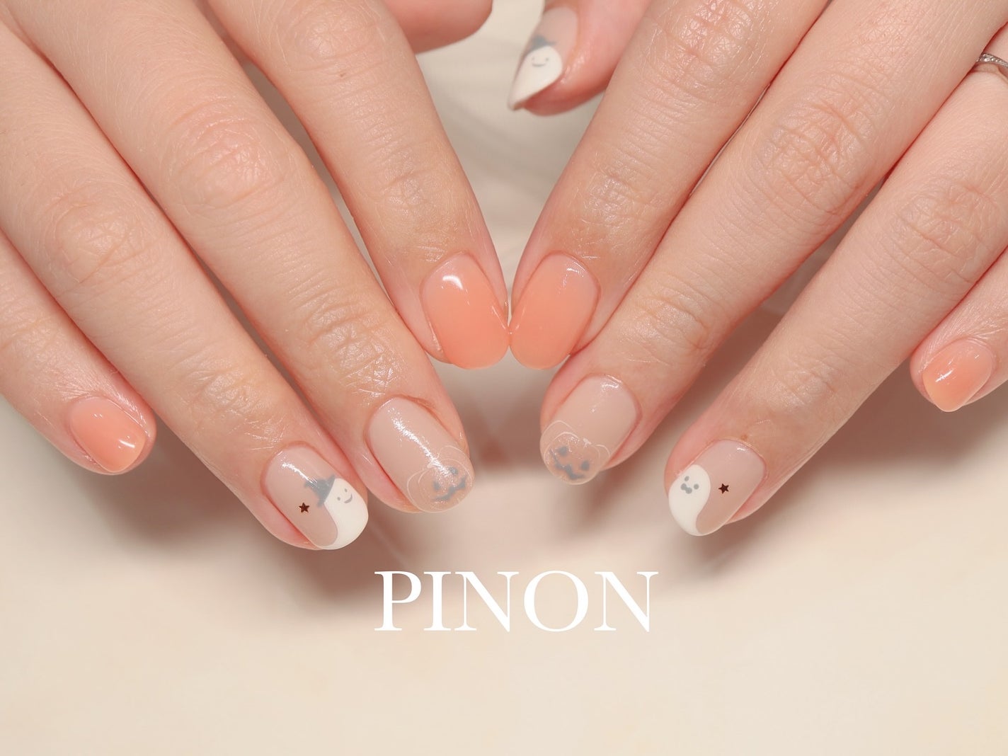 shino on LIPS 「Halloweensimplecourse👻優しい色味のおばけ..」(2枚目)