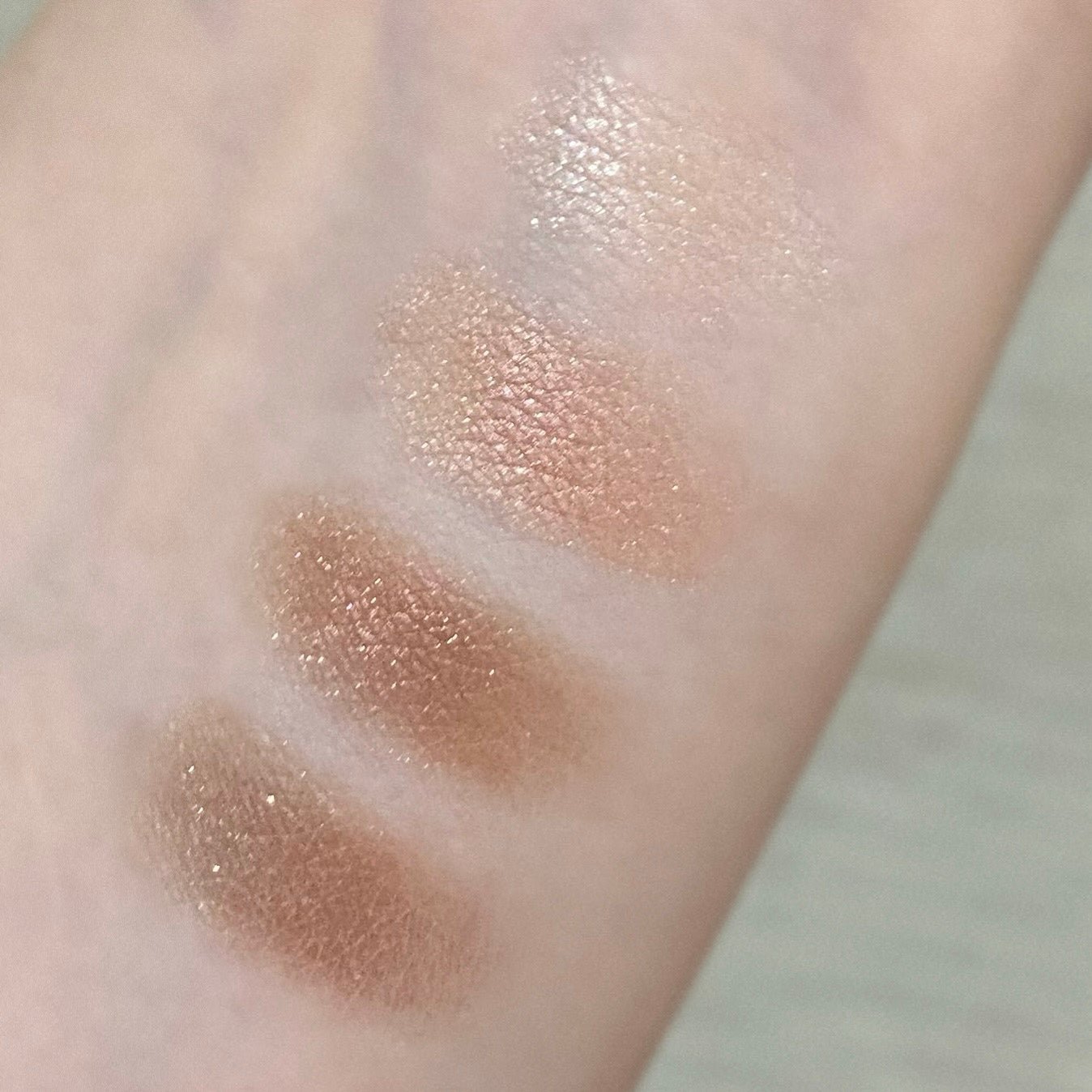 スキニーリッチシャドウ/excel/アイシャドウパレットを使ったクチコミ(3枚目)