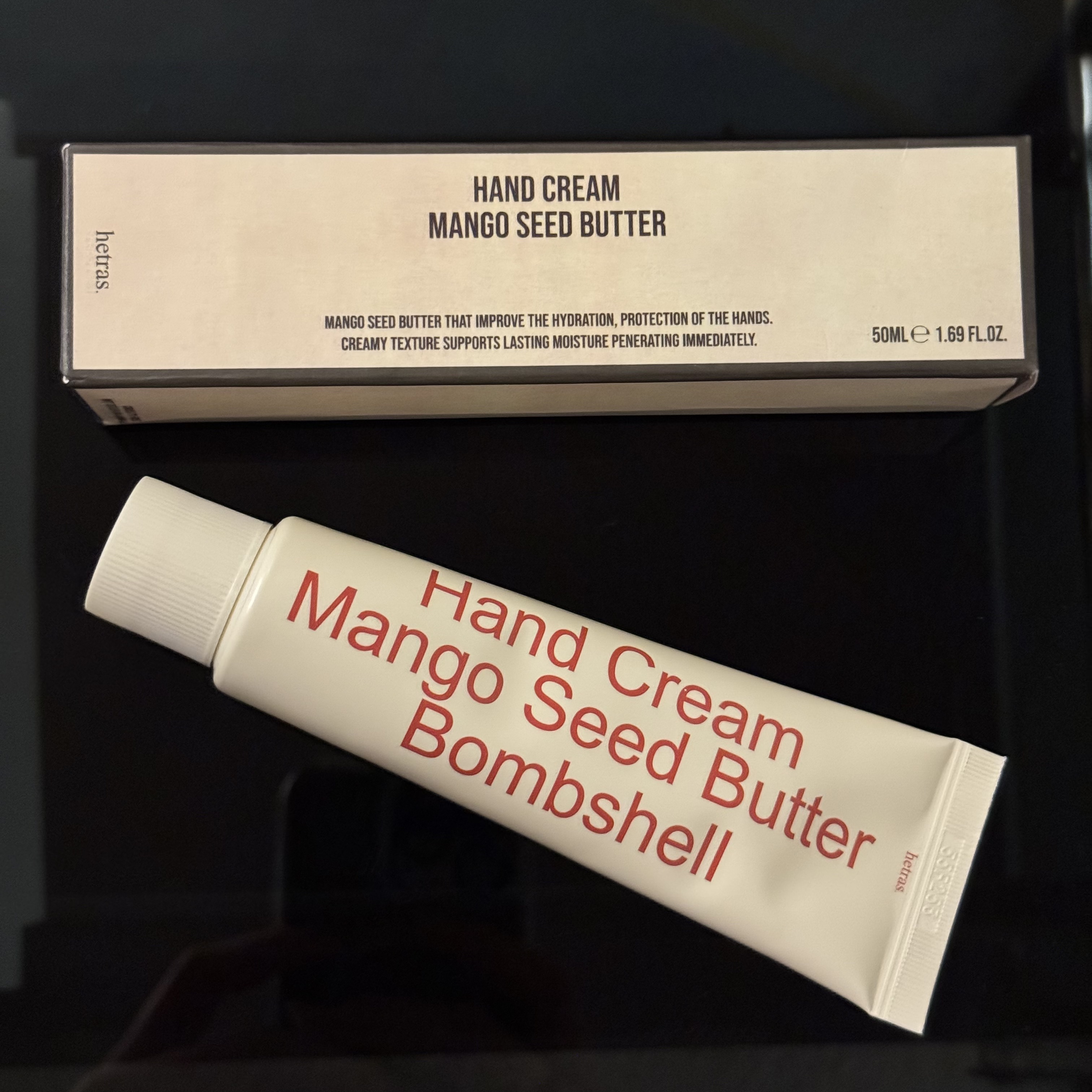 ヘトラス マンゴーシードバター パフューム ハンドクリーム/hetras/ハンドクリームを使ったクチコミ（1枚目）