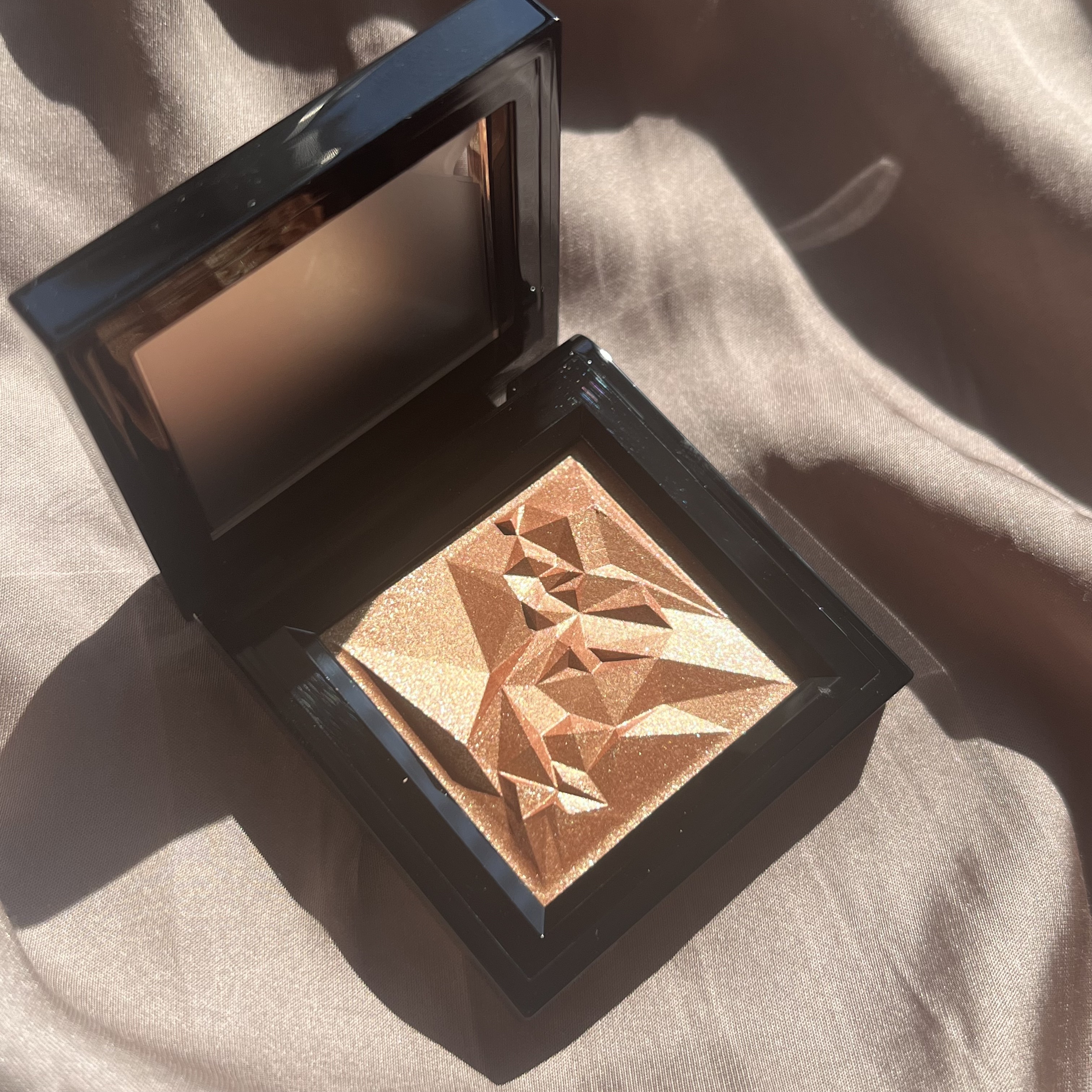 クラッシュド ジェム/shu uemura/単色アイシャドウを使ったクチコミ（1枚目）