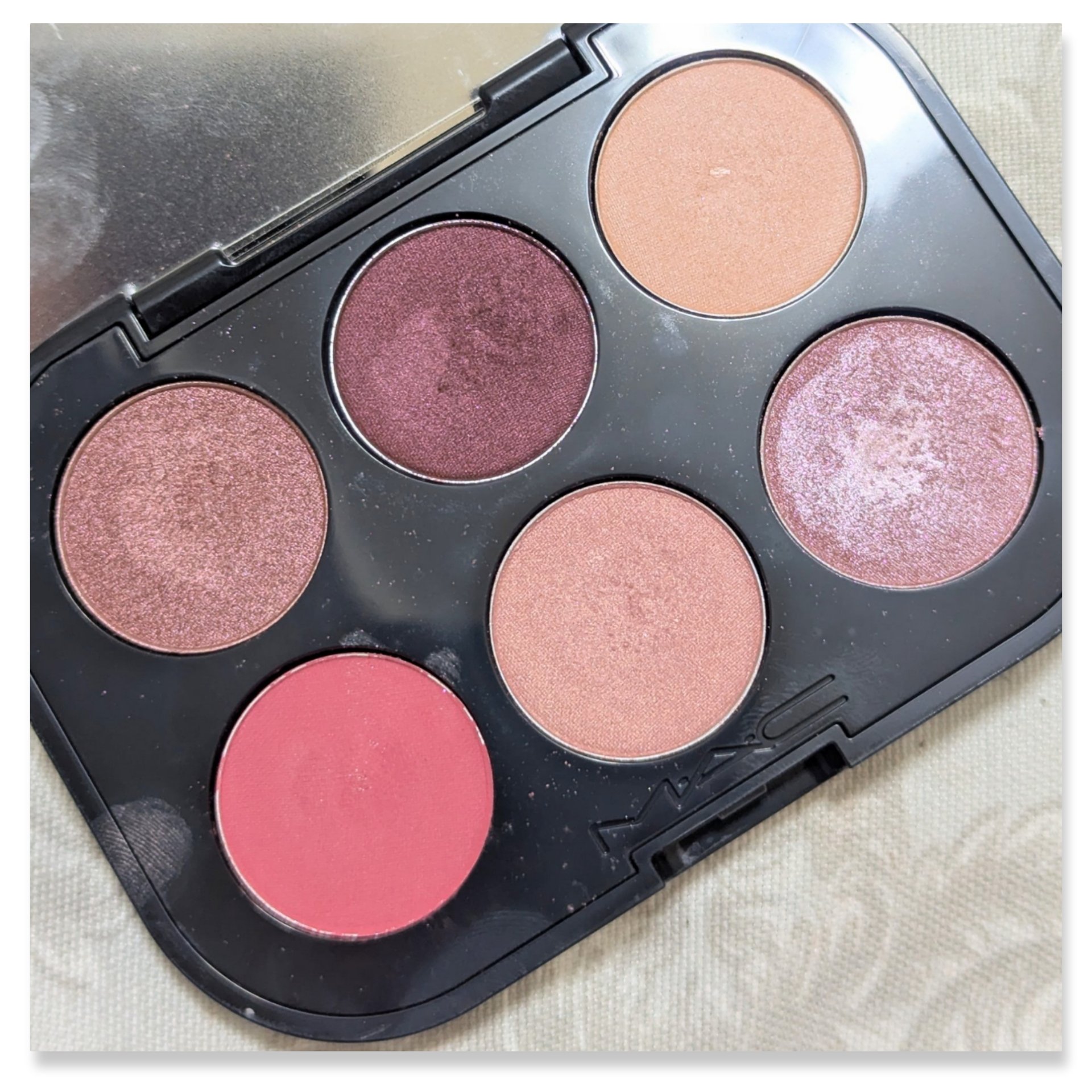 コネクト イン カラー アイシャドウ パレット × 6/M・A・C/アイシャドウパレットを使ったクチコミ（3枚目）