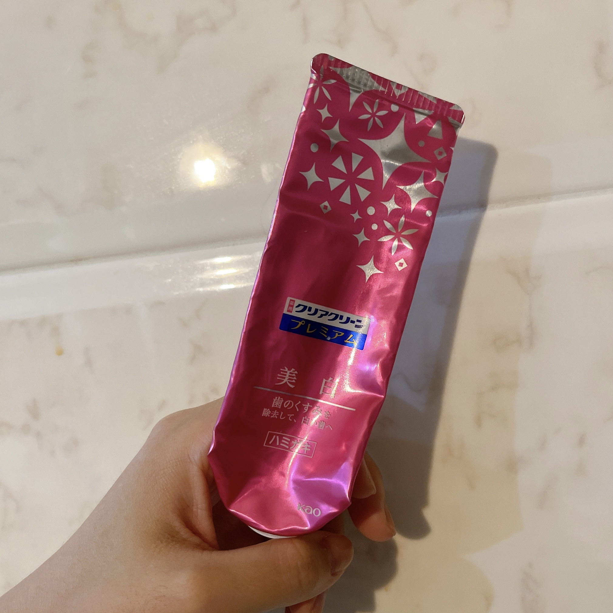 クリアクリーン プレミアム 美白(薬用ハミガキ) 100g/クリアクリーン/歯磨き粉を使ったクチコミ（1枚目）