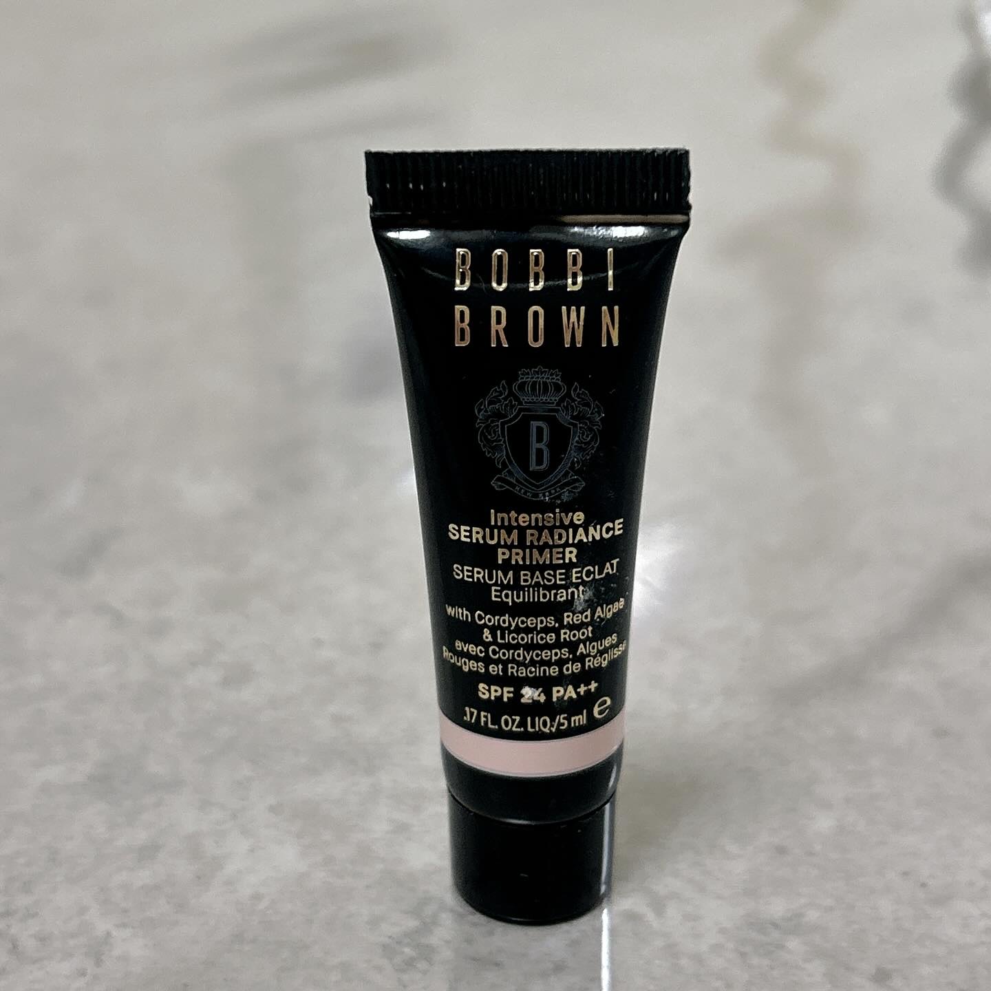インテンシブ セラム ラディアンス プライマー/BOBBI BROWN/化粧下地を使ったクチコミ（2枚目）