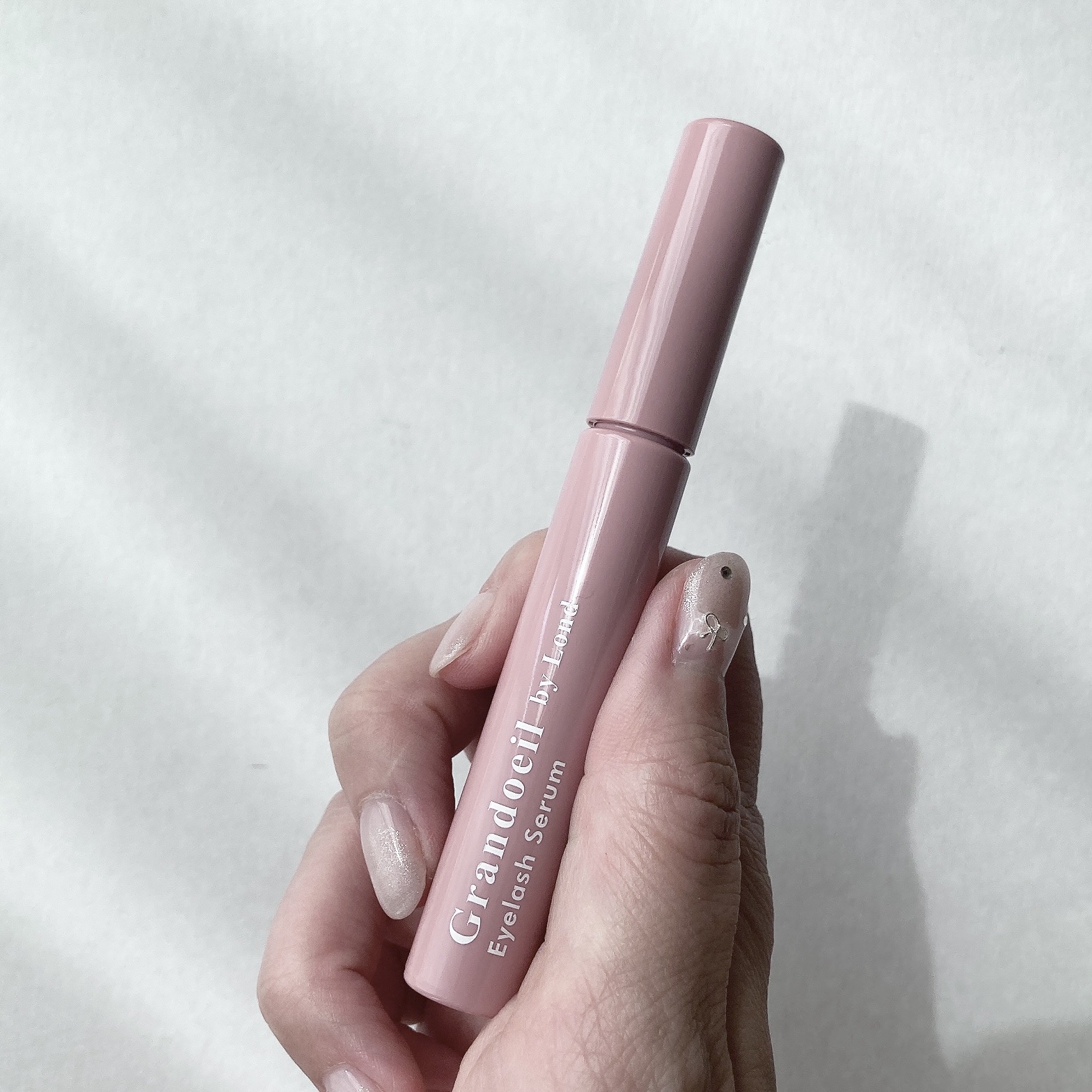 グランウィーユGINZA with ミラボーテまつ毛美容液

グランウィーユオリジナルリペア処方※でまつ毛の根元からしっかりサポートしてくれるまつ毛美容液。

※毛髪補修成分：アセチルテトラペプチド-3、アカツメクサ花エキス、加水分解ケラチ