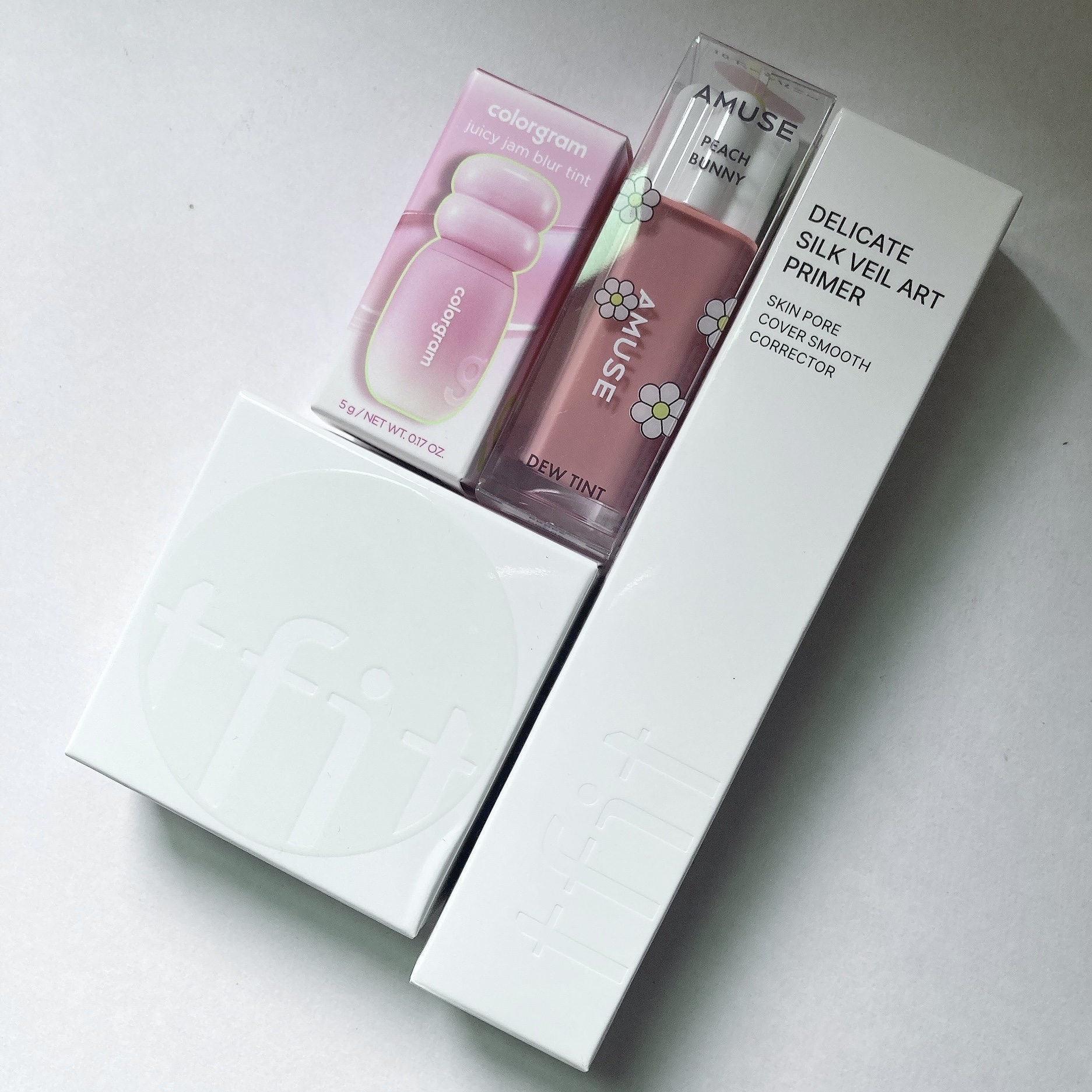 #メガ割購入品

#TFIT
トランスルーセントセットフィニッシングパウダー
05ベビーピンク
デリケートシルクベールアートプライマー

#Colorgram
ジューシージャムブラーティント
ホワイトストロベリー

#AMUSE
デューティ