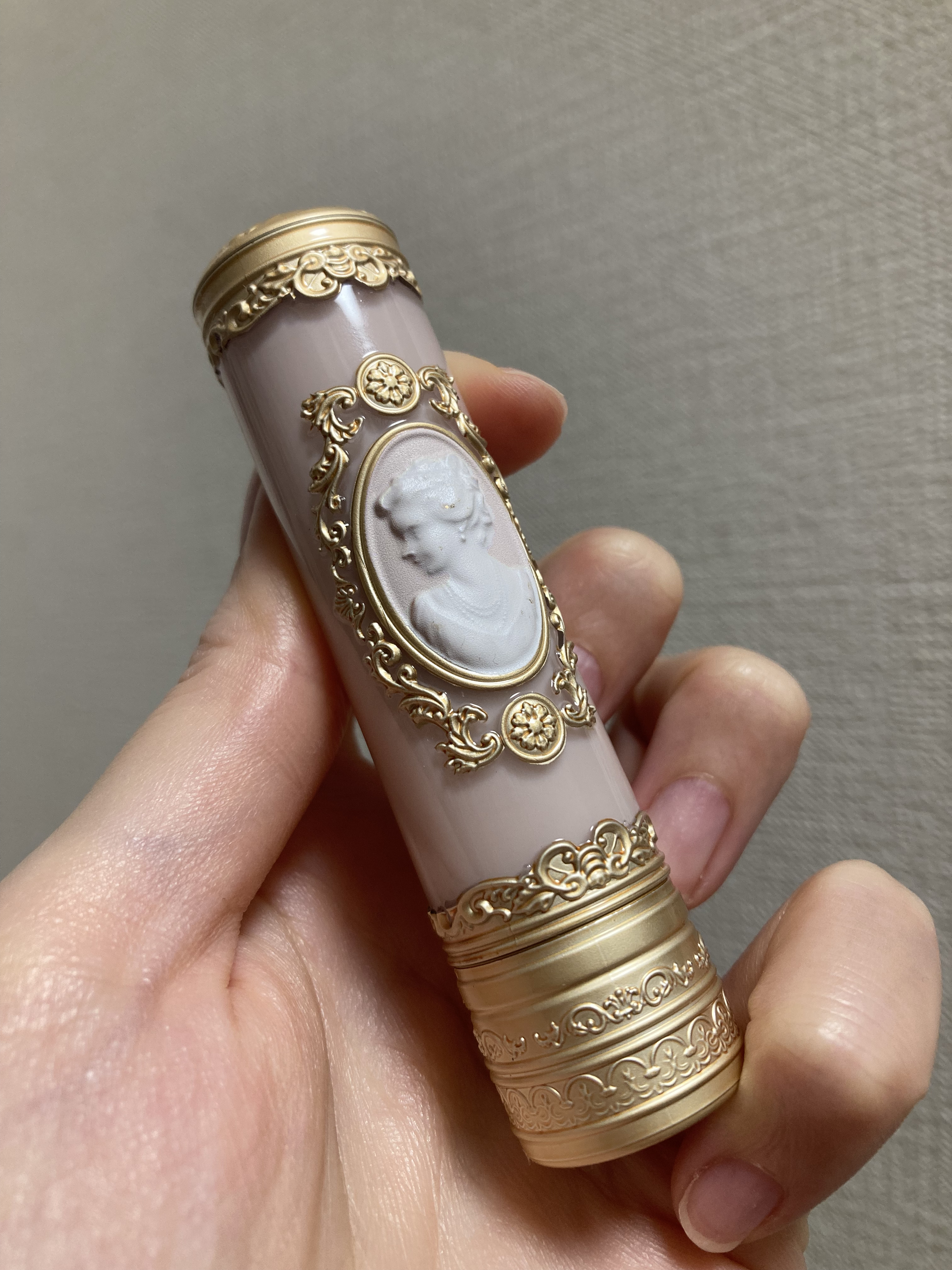 アントワネットメルティングルージュ/MilleFée/口紅を使ったクチコミ（1枚目）