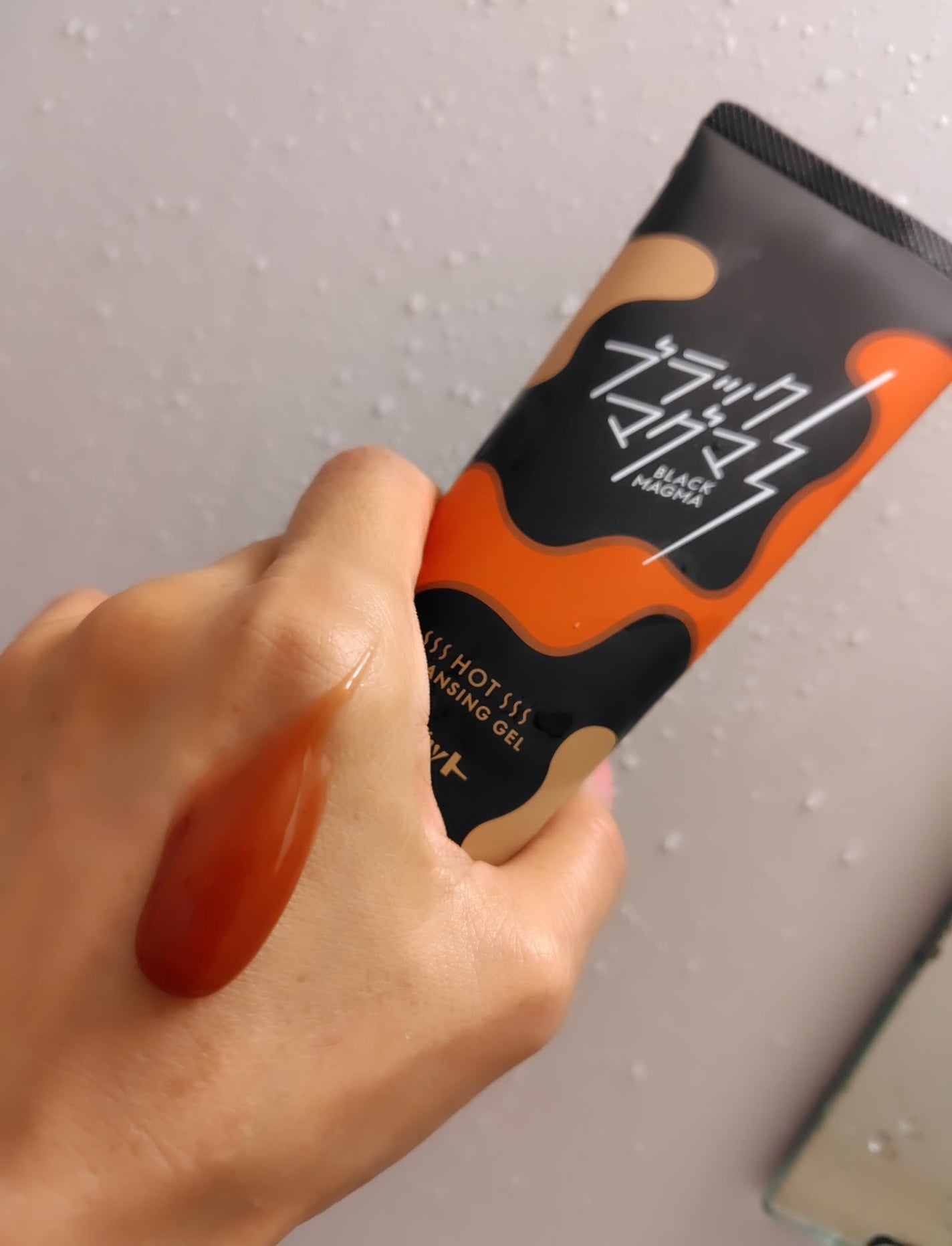 ひろちゃん on LIPS 「ブラックマグマホットクレンジングジェルロゼットさんより🟥温感ク..」(2枚目)