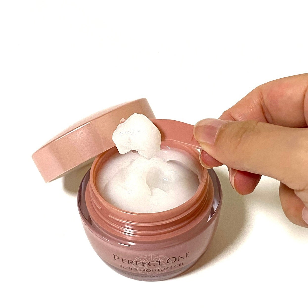 パーフェクトワン 薬用スーパーモイスチャージェル/パーフェクトワン/オールインワン化粧品を使ったクチコミ(4枚目)