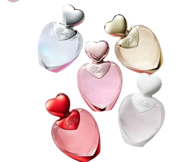 ReFa HEART COMB Aira シャインレッド/ReFa/ヘアコームを使ったクチコミ（1枚目）