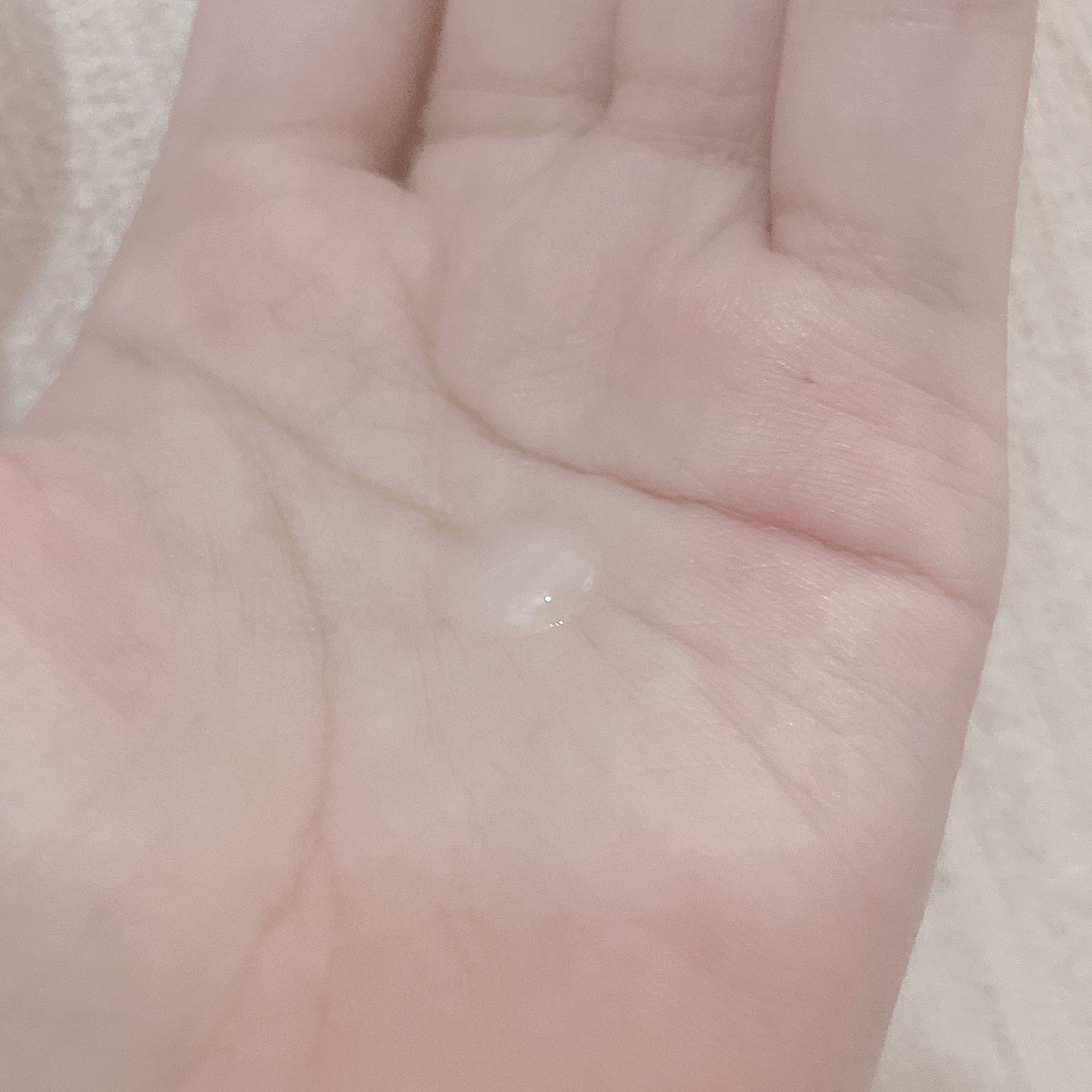 ローズ バウンシーセラム/FEMMUE/美容液を使ったクチコミ（3枚目）