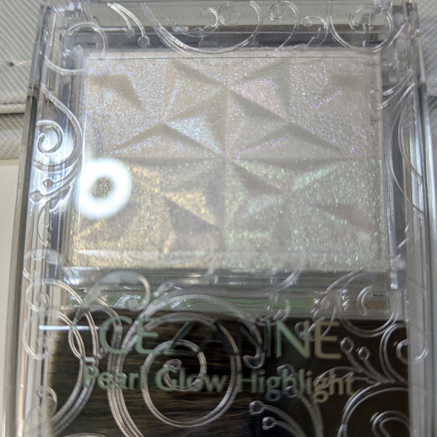 パールグロウハイライト SP3/CEZANNE/ハイライトを使ったクチコミ(3枚目)