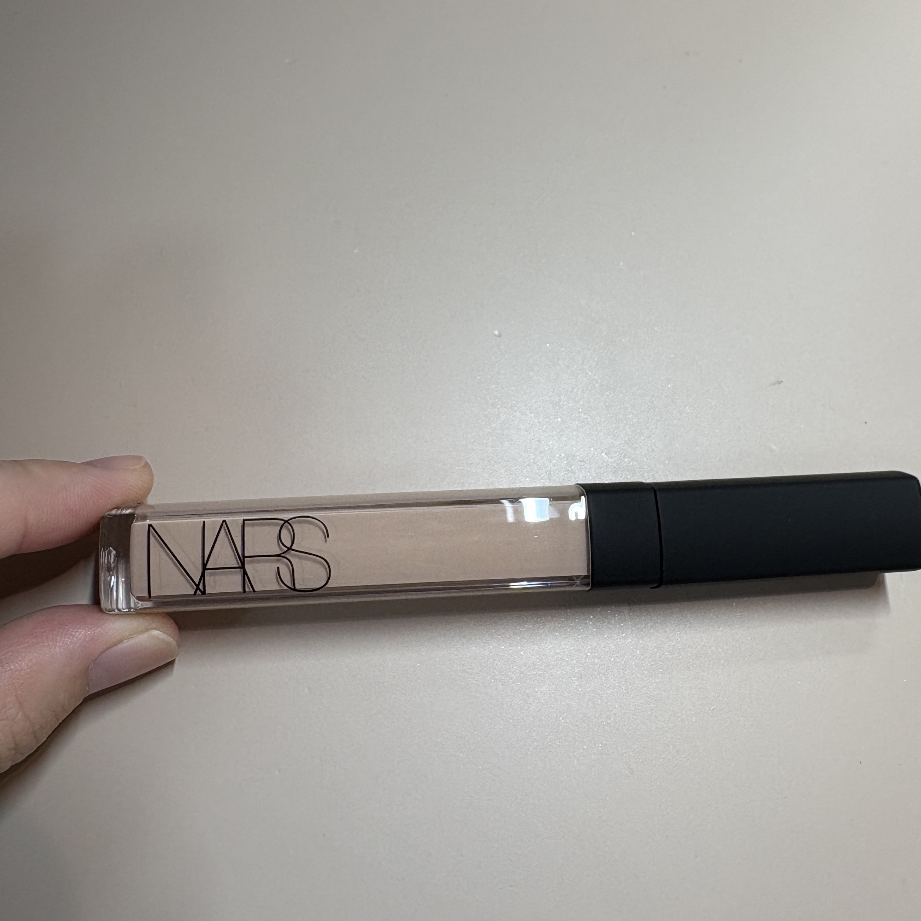 ラディアントクリーミーコンシーラー/NARS/リキッドコンシーラーを使ったクチコミ（2枚目）