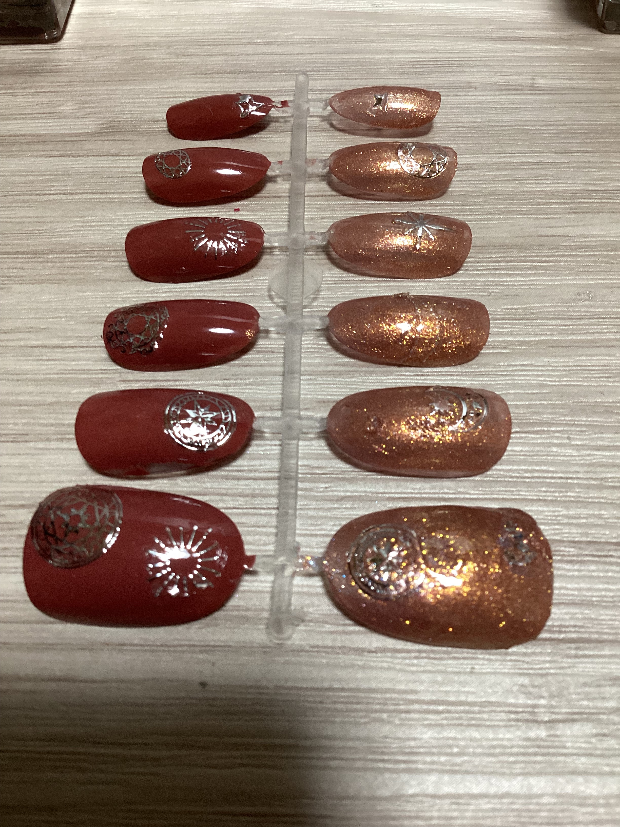 カラフルネイルズ/キャンメイク/マニキュアを使ったクチコミ（2枚目）