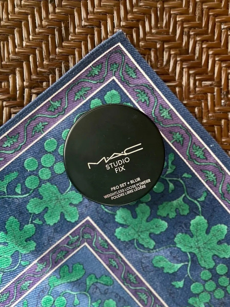 スタジオ フィックス プロ セット ブラー ルース パウダー/M・A・C/ルースパウダーを使ったクチコミ(1枚目)